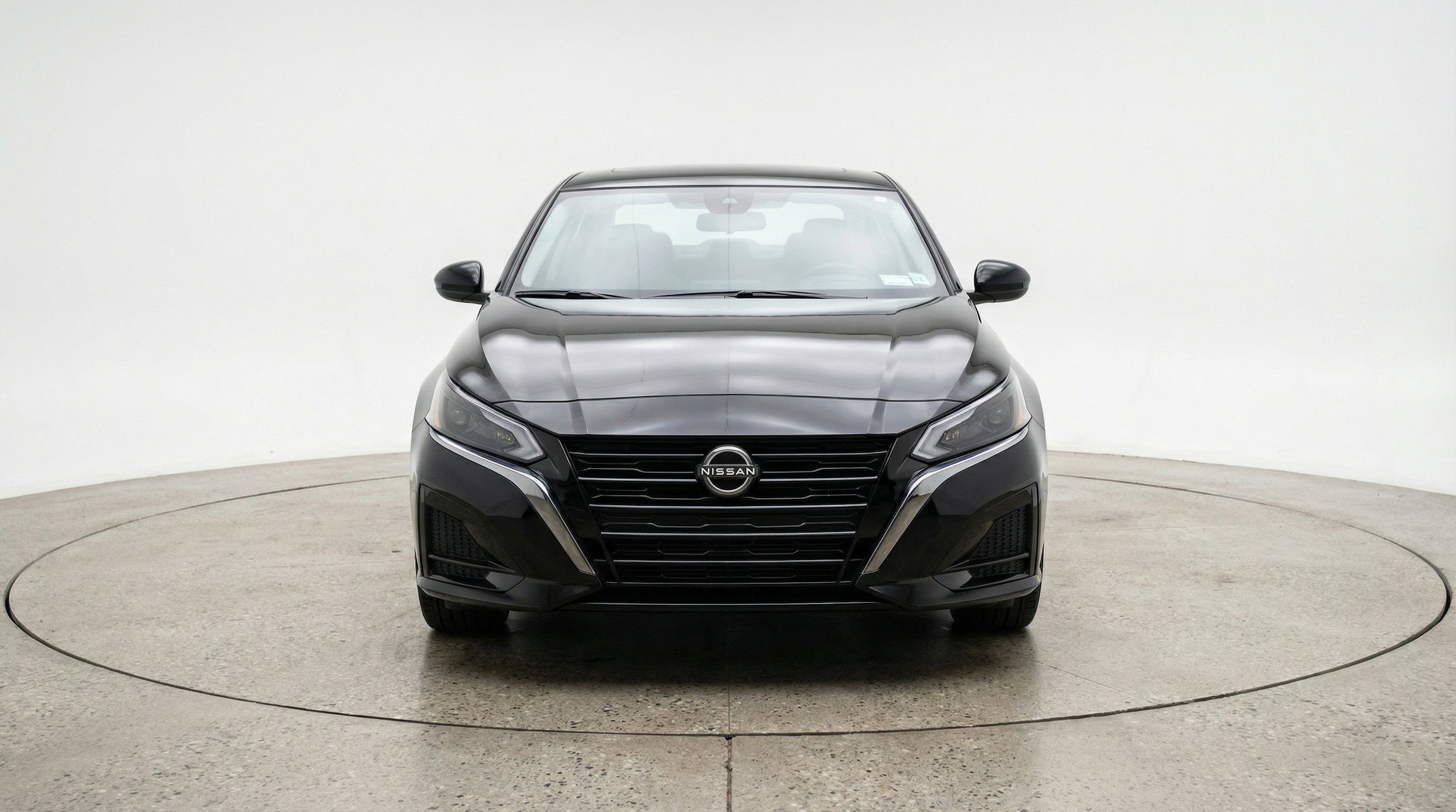 Thumbnail: 2025 Nissan Altima - 2