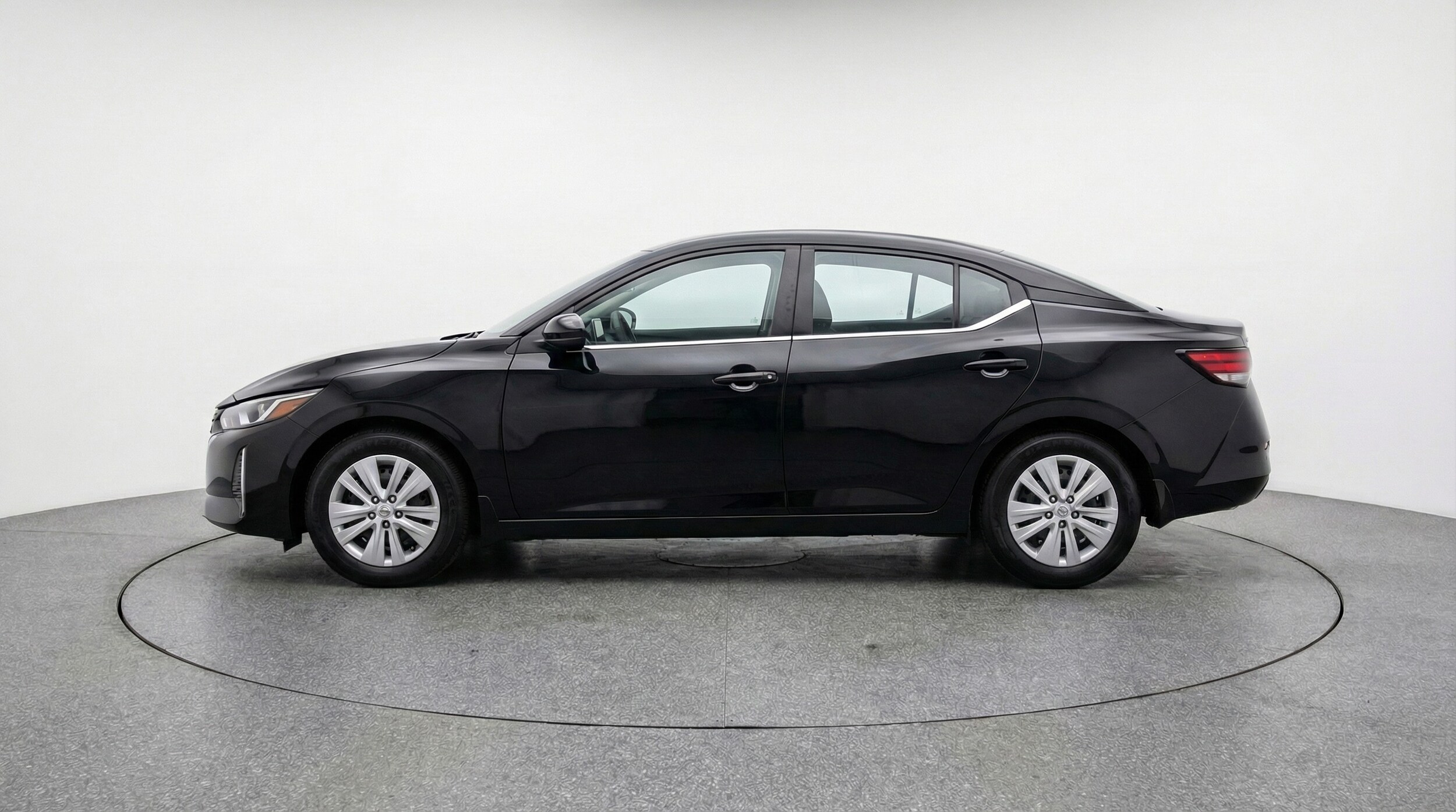 Thumbnail: 2025 Nissan Sentra - 4