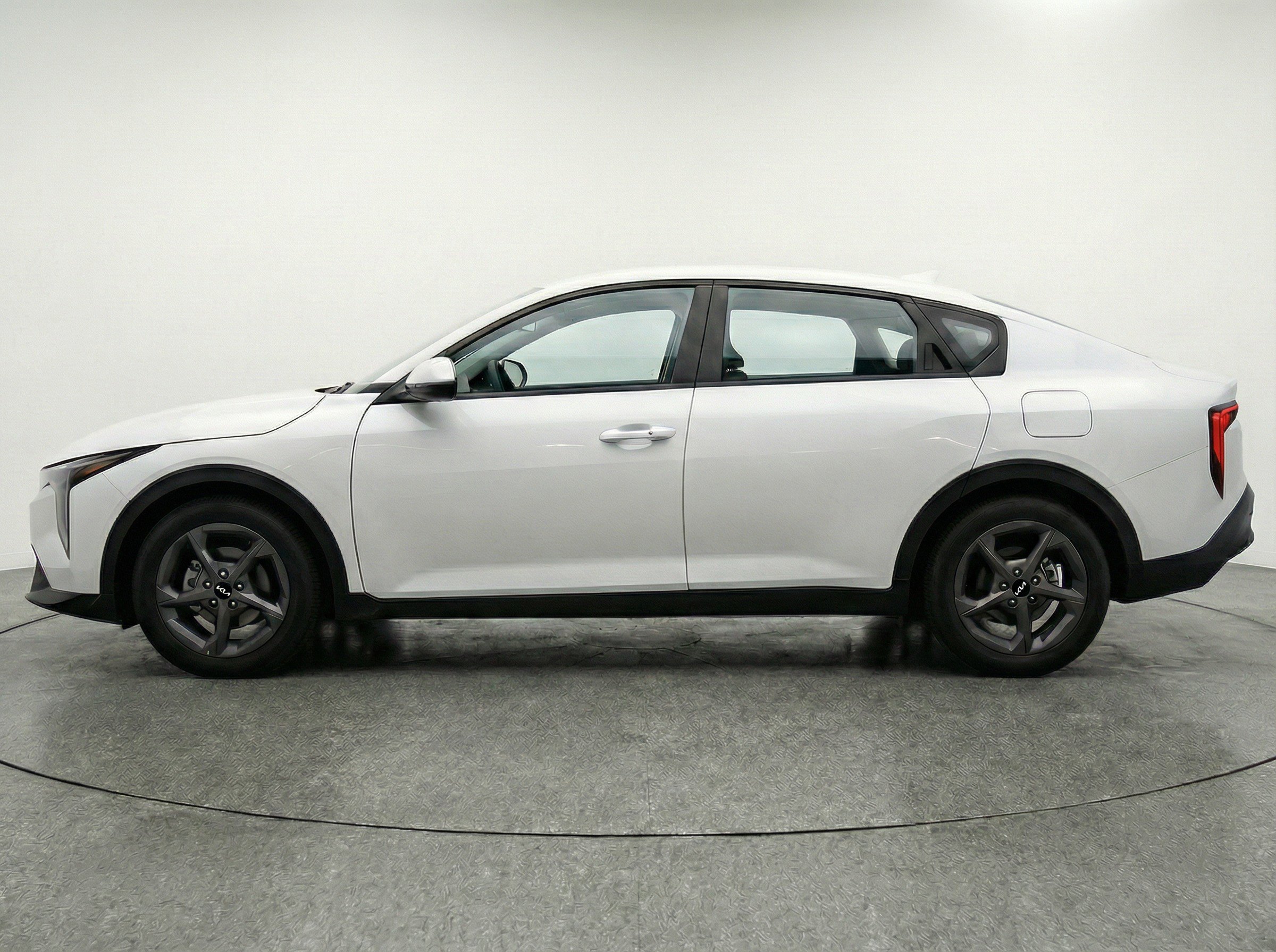 Thumbnail: 2025 Kia K4 - 5