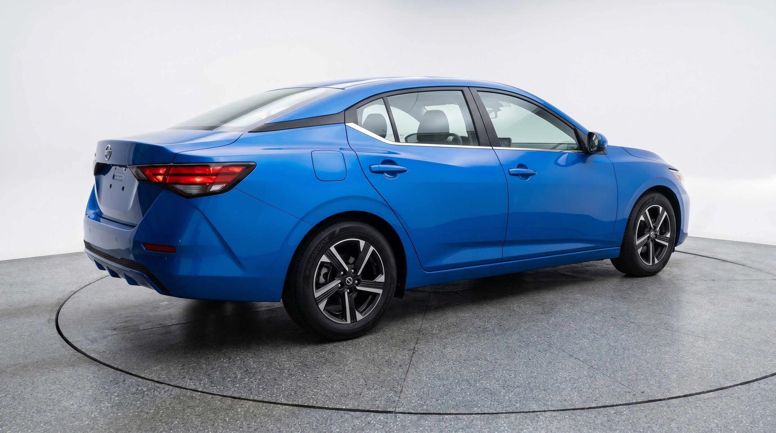 Thumbnail: 2025 Nissan Sentra - 9