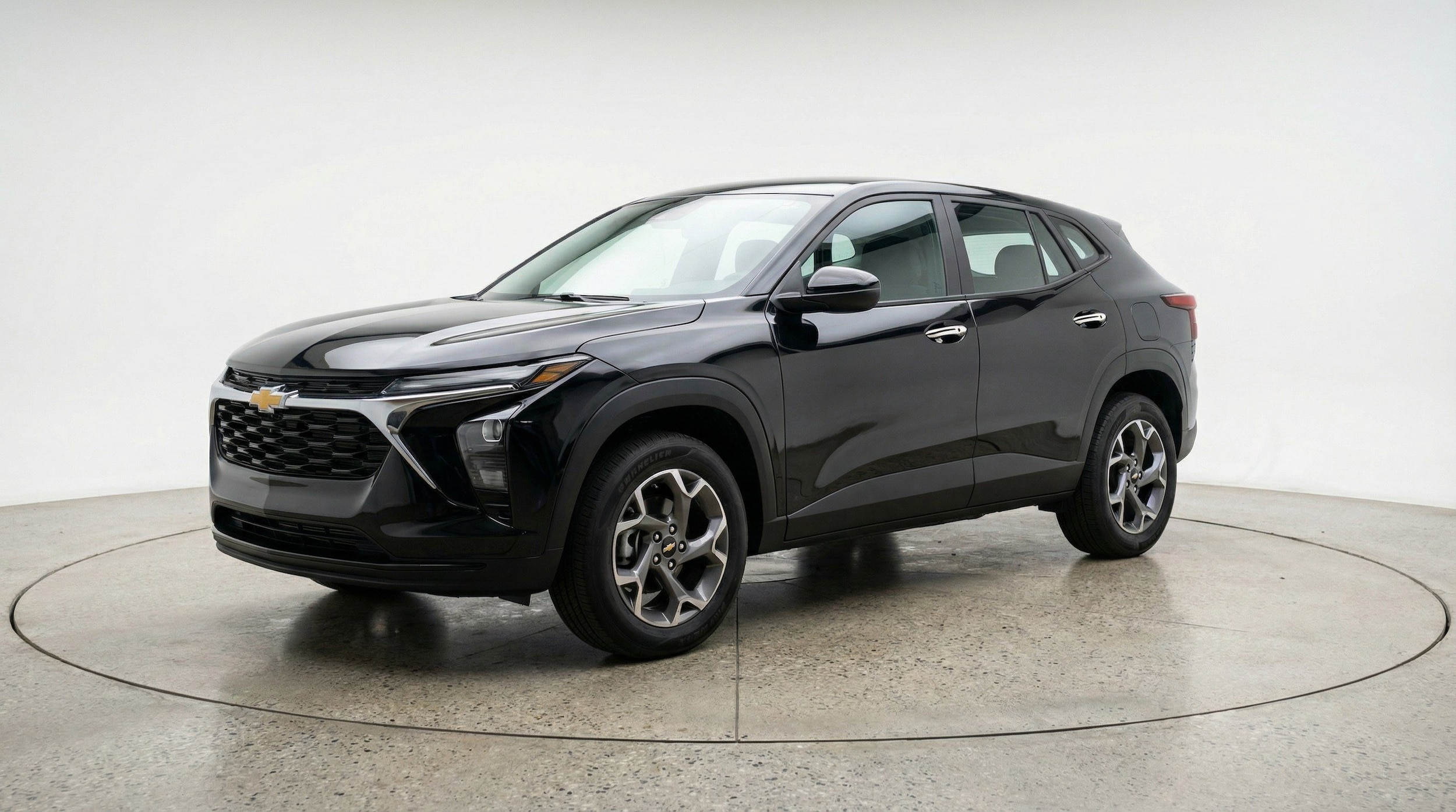 Thumbnail: 2025 Chevrolet Trax - 3