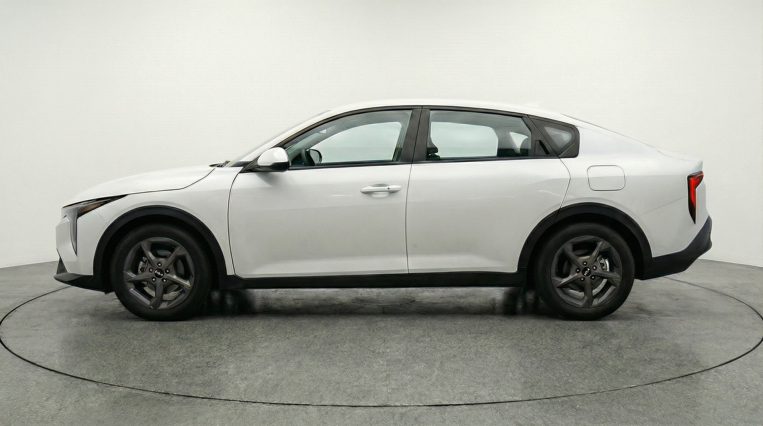 Thumbnail: 2025 Kia K4 - 4