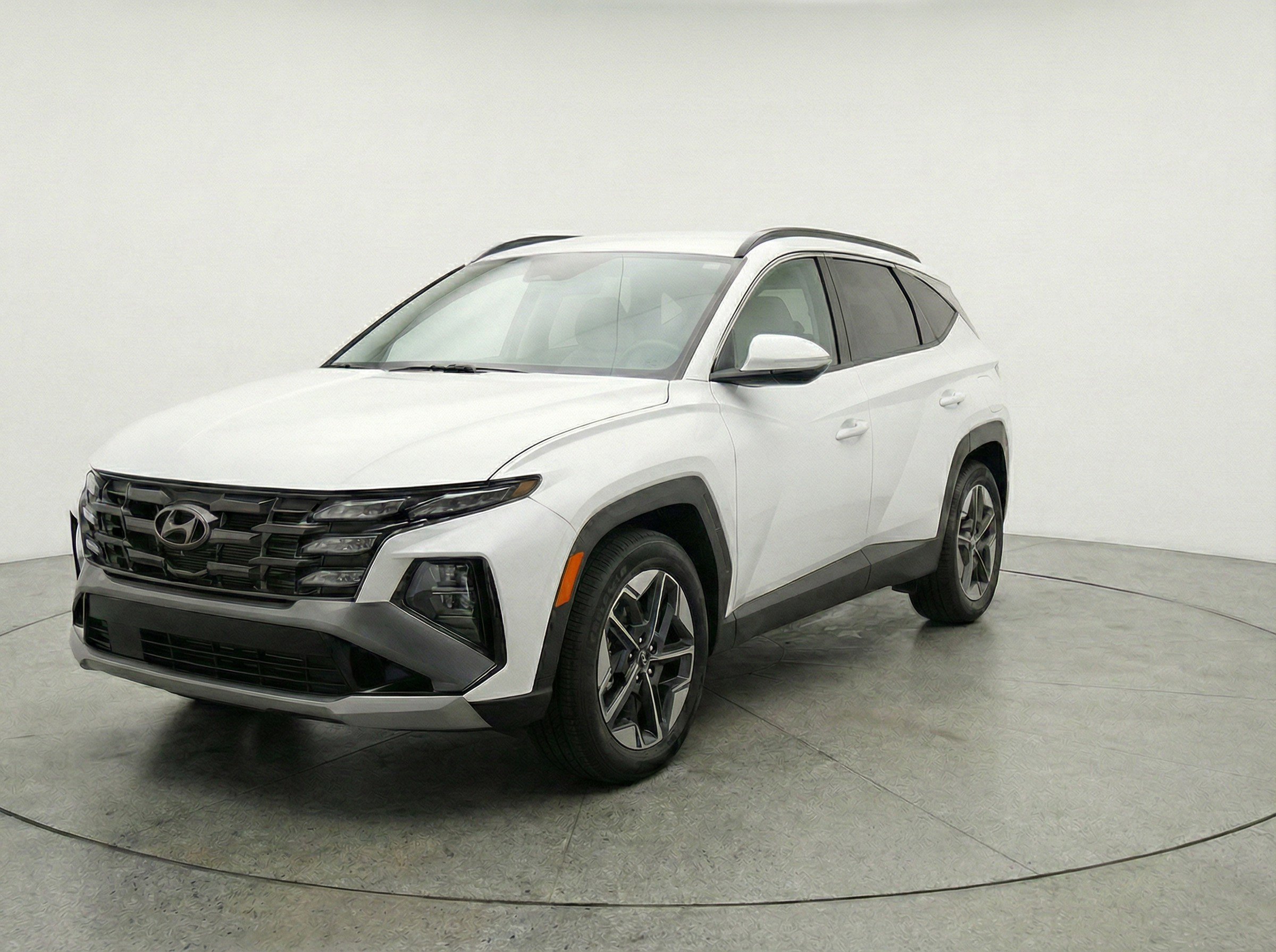 Thumbnail: 2025 Hyundai Tucson - 3