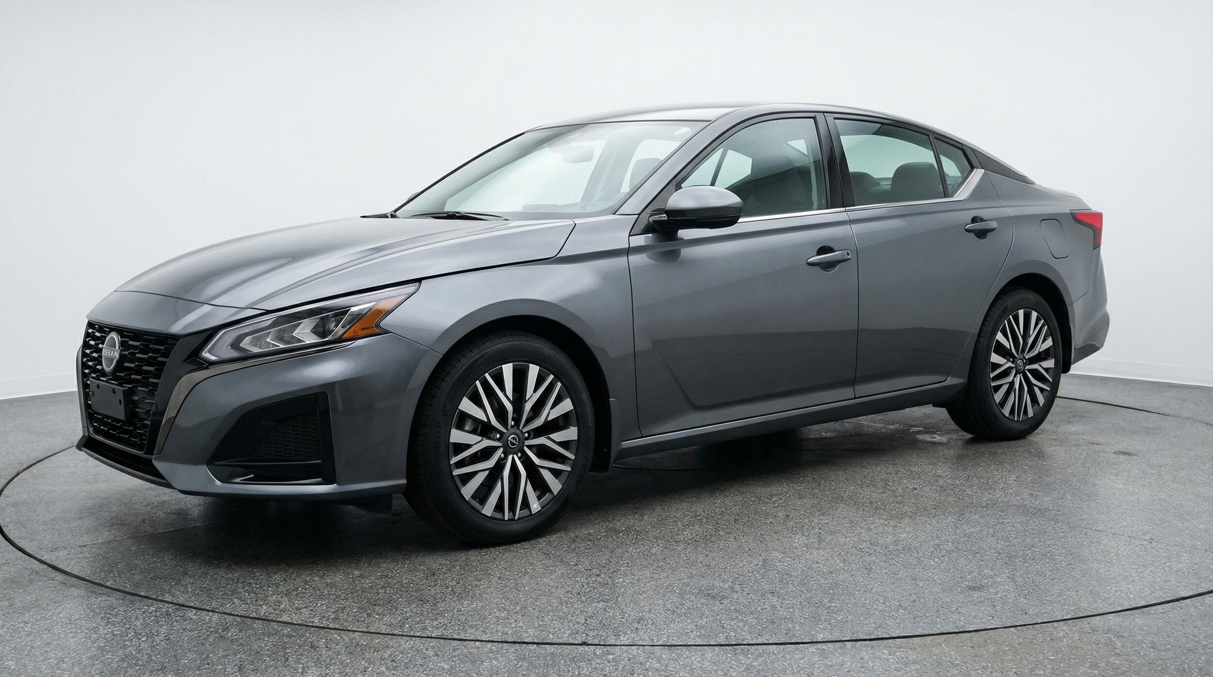 Thumbnail: 2025 Nissan Altima - 3