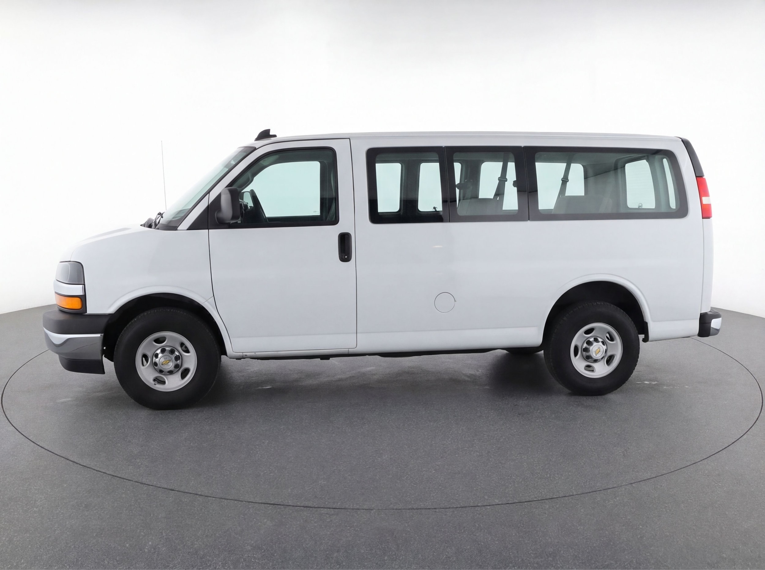 Thumbnail: 2024 Chevrolet Express - 4