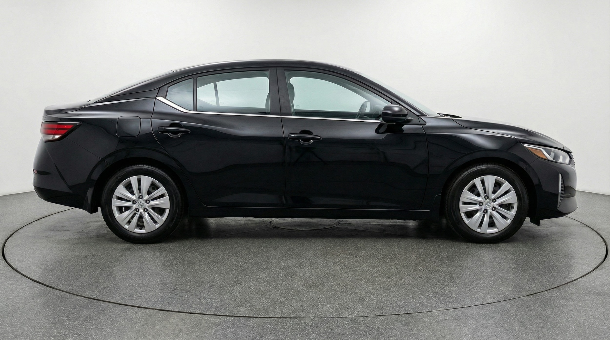 Thumbnail: 2025 Nissan Sentra - 8