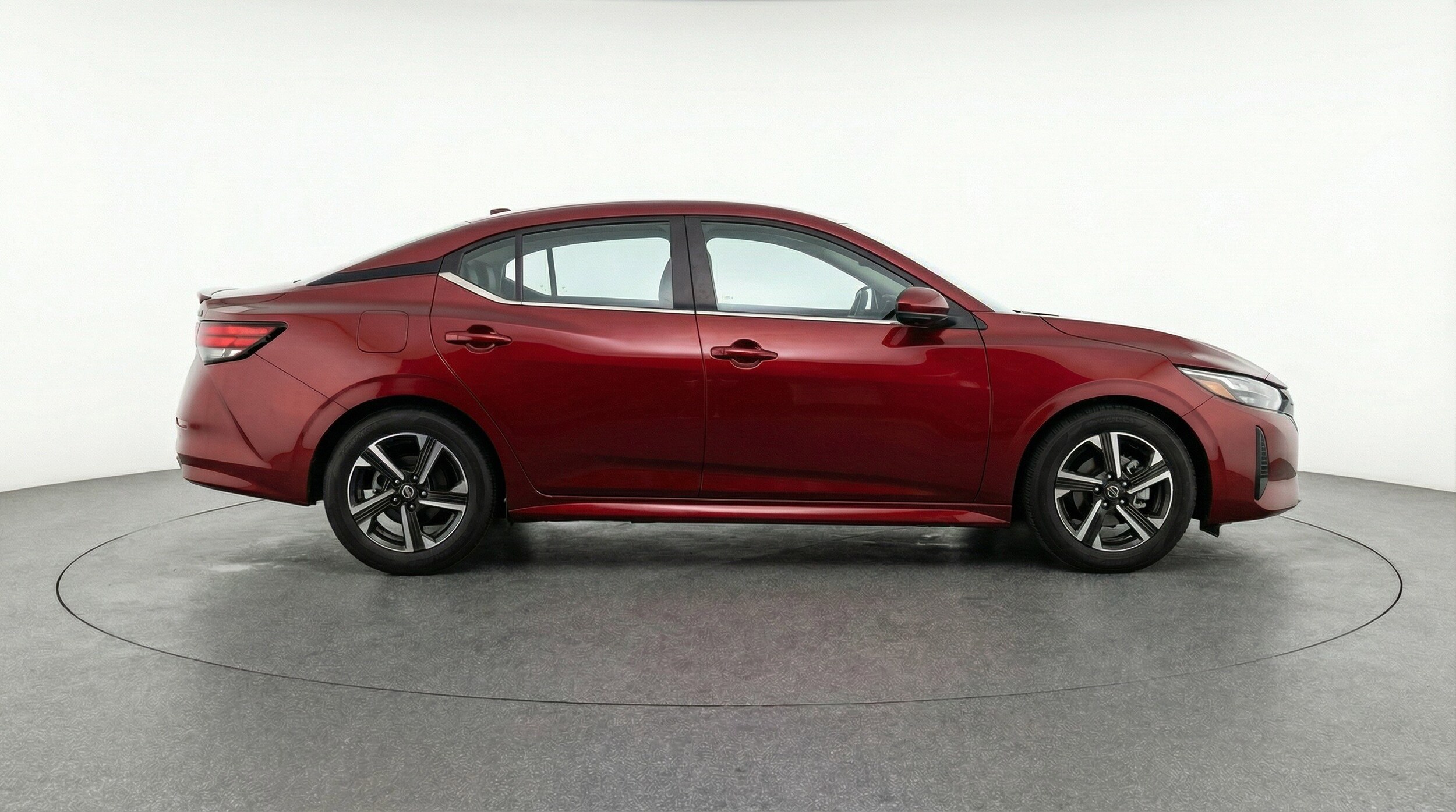 Thumbnail: 2025 Nissan Sentra - 11