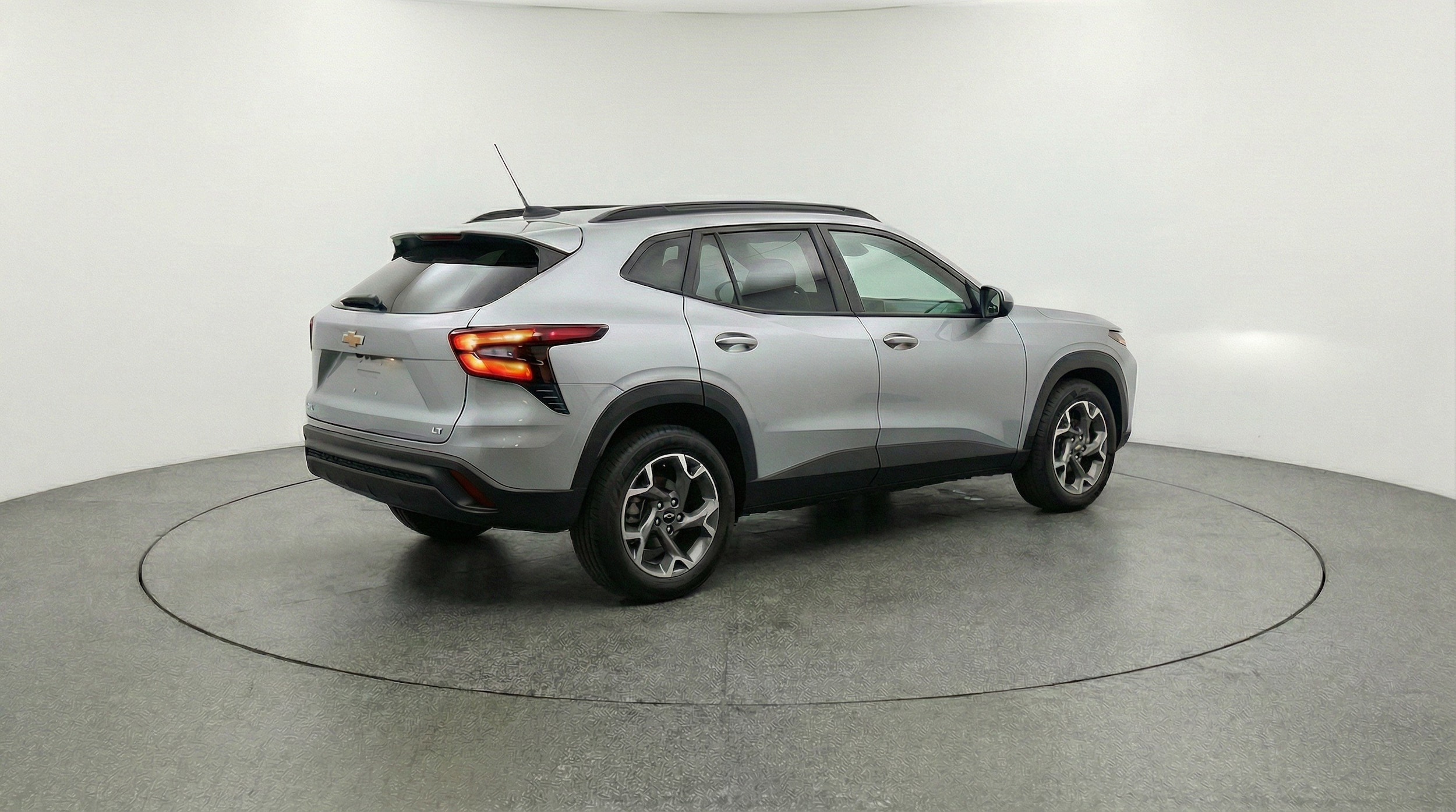Thumbnail: 2025 Chevrolet Trax - 9