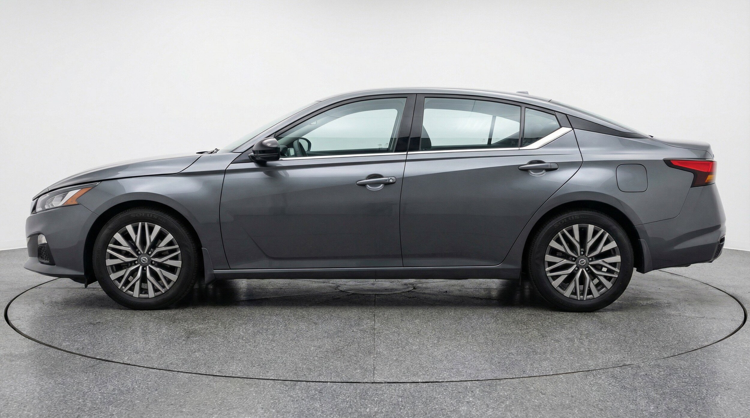 Thumbnail: 2025 Nissan Altima - 5