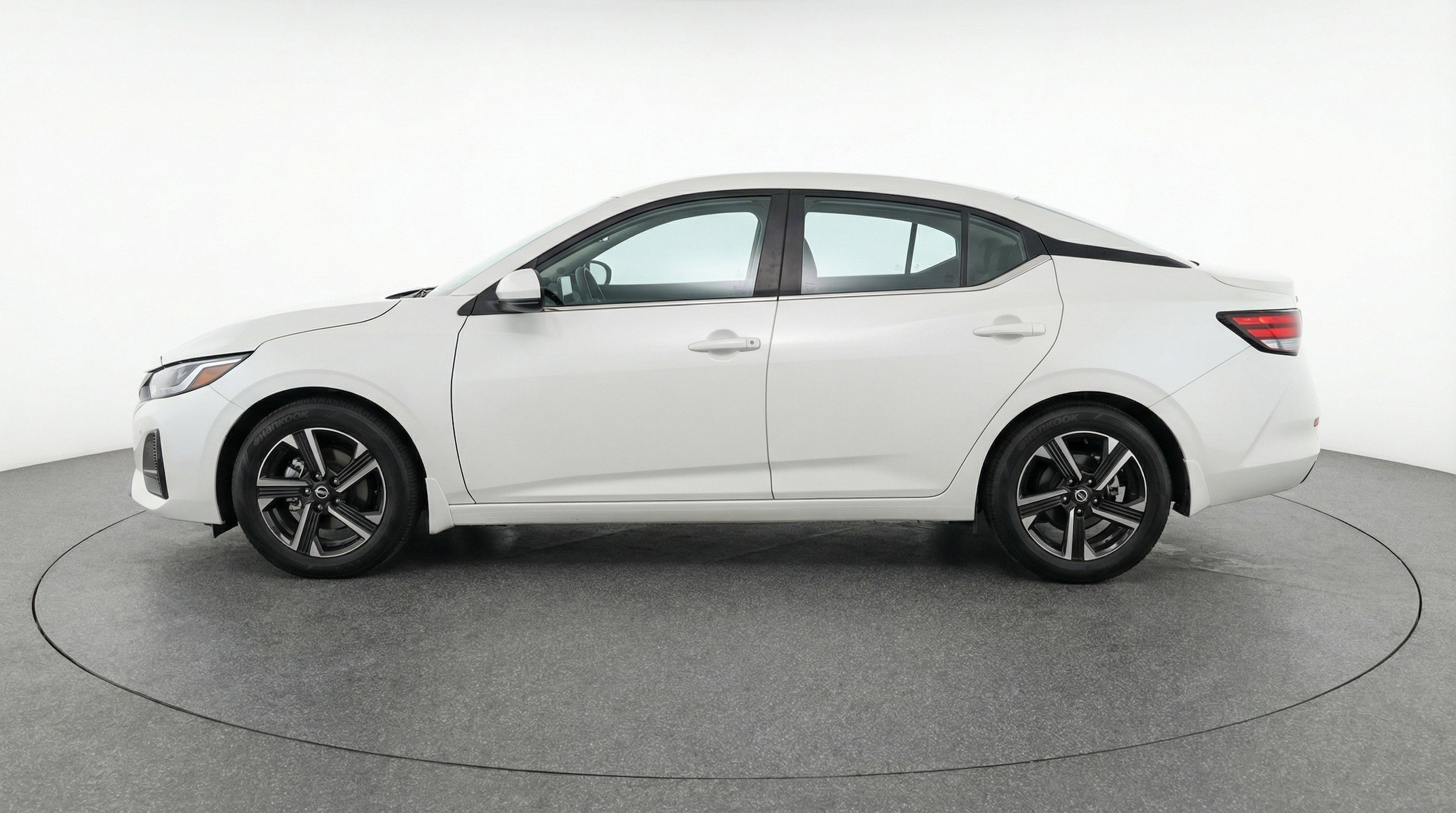 Thumbnail: 2025 Nissan Sentra - 5