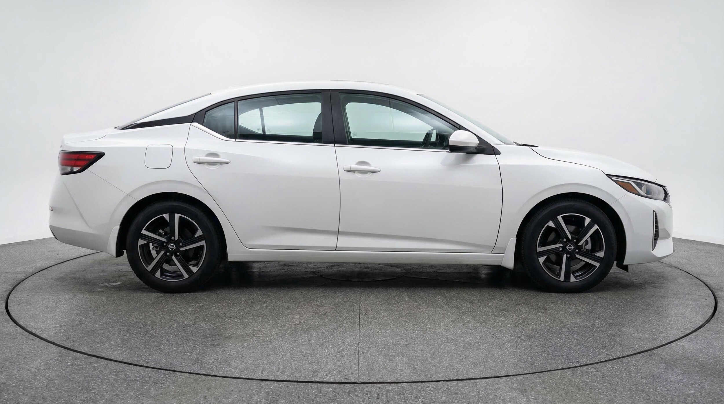 Thumbnail: 2025 Nissan Sentra - 11