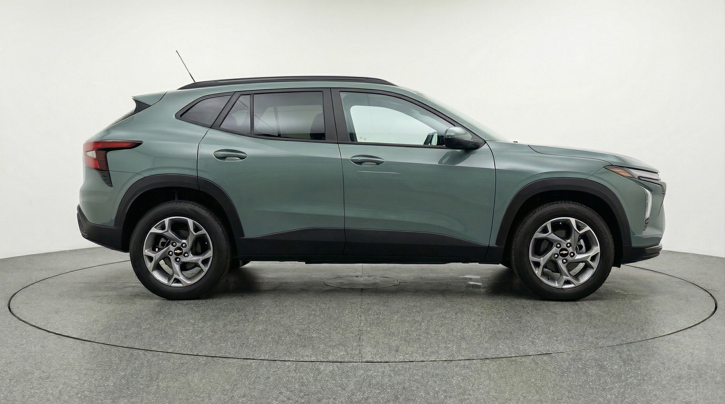 Thumbnail: 2025 Chevrolet Trax - 11