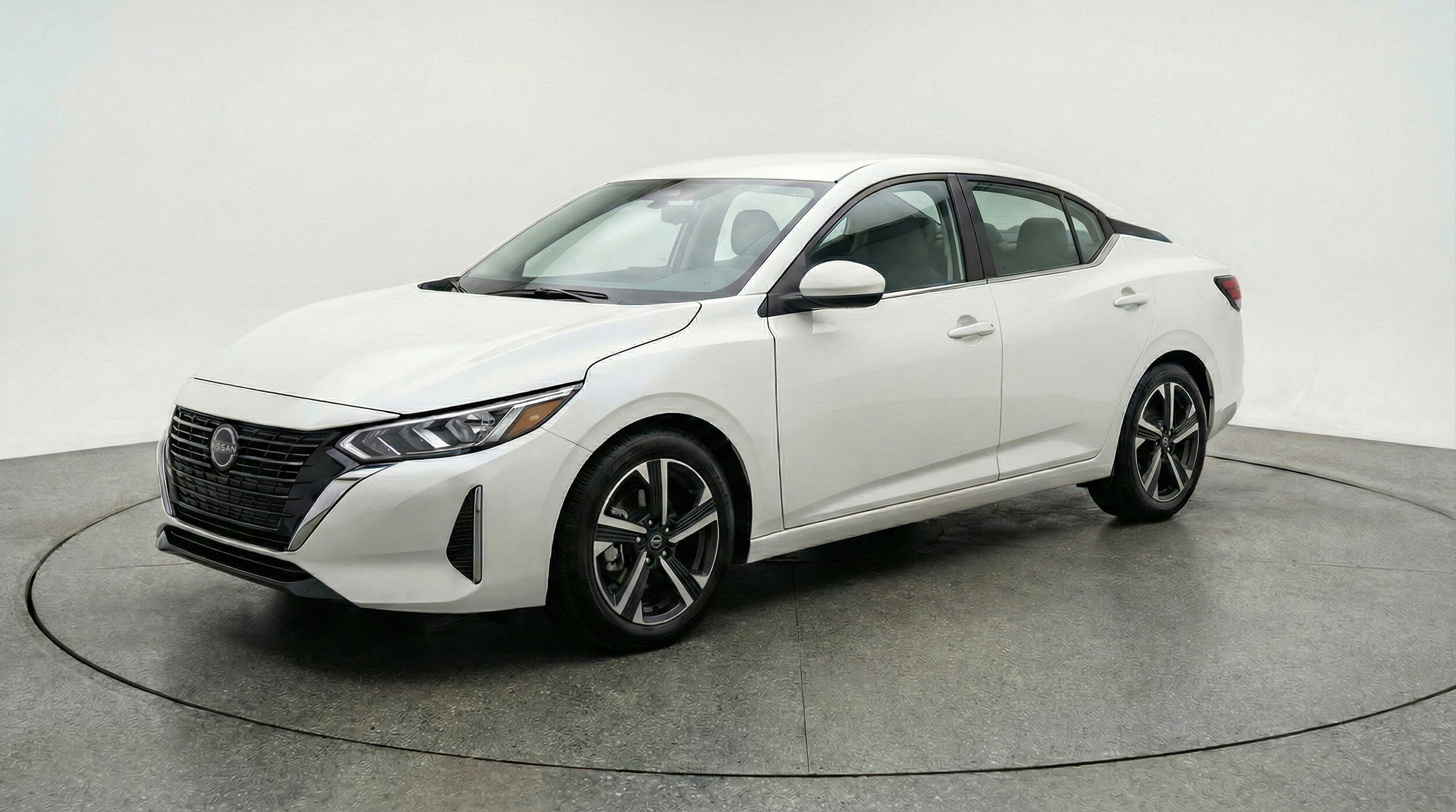 Thumbnail: 2025 Nissan Sentra - 3