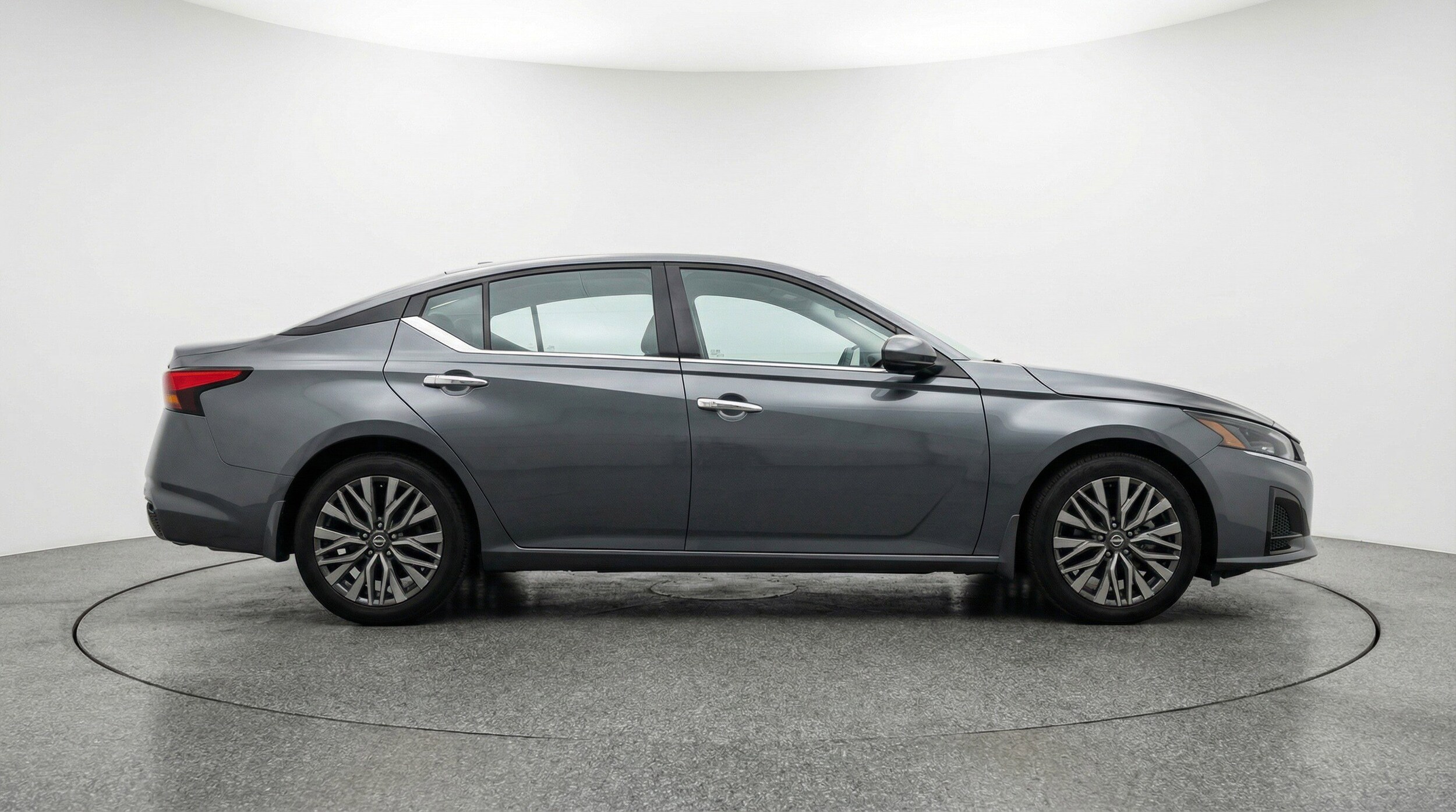 Thumbnail: 2025 Nissan Altima - 11