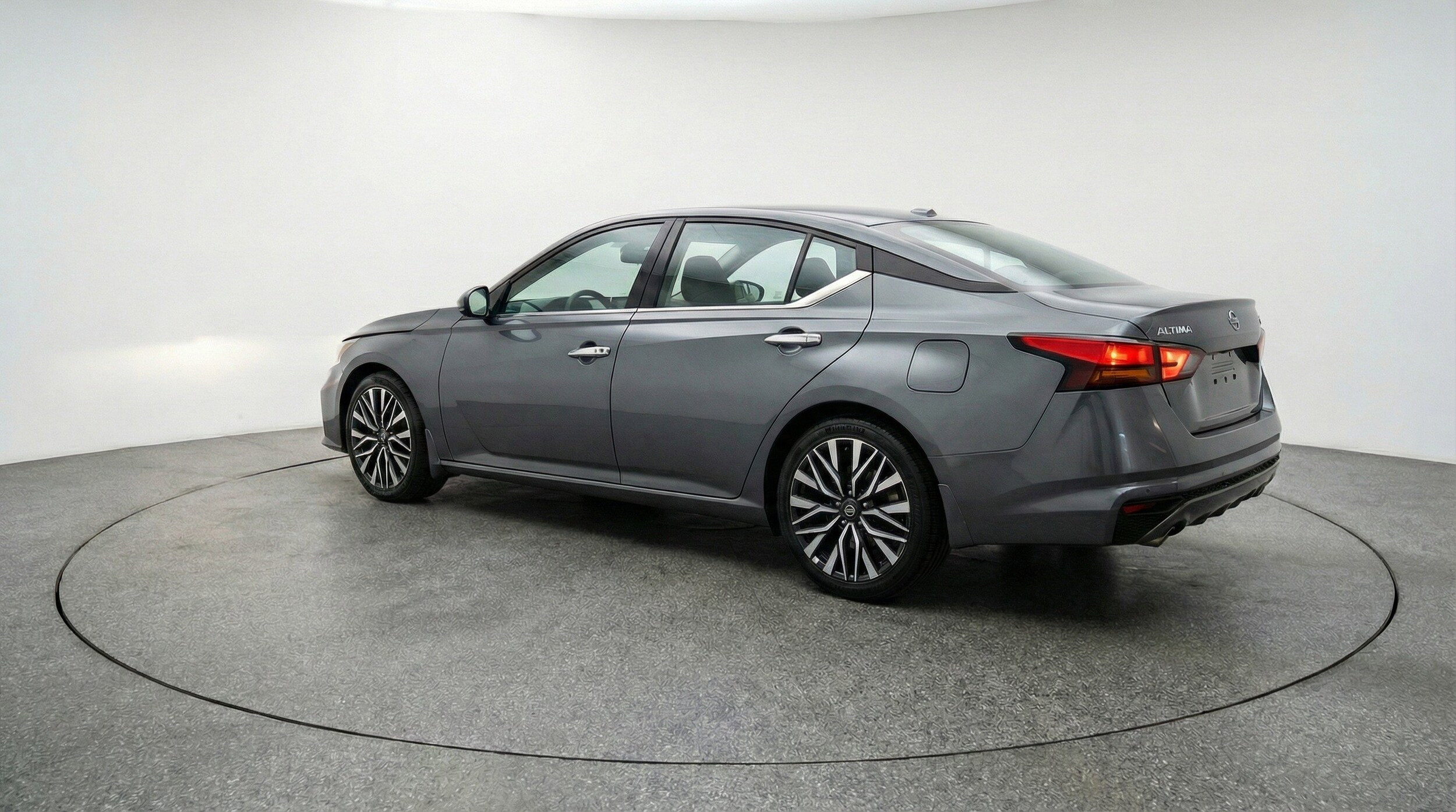 Thumbnail: 2025 Nissan Altima - 6