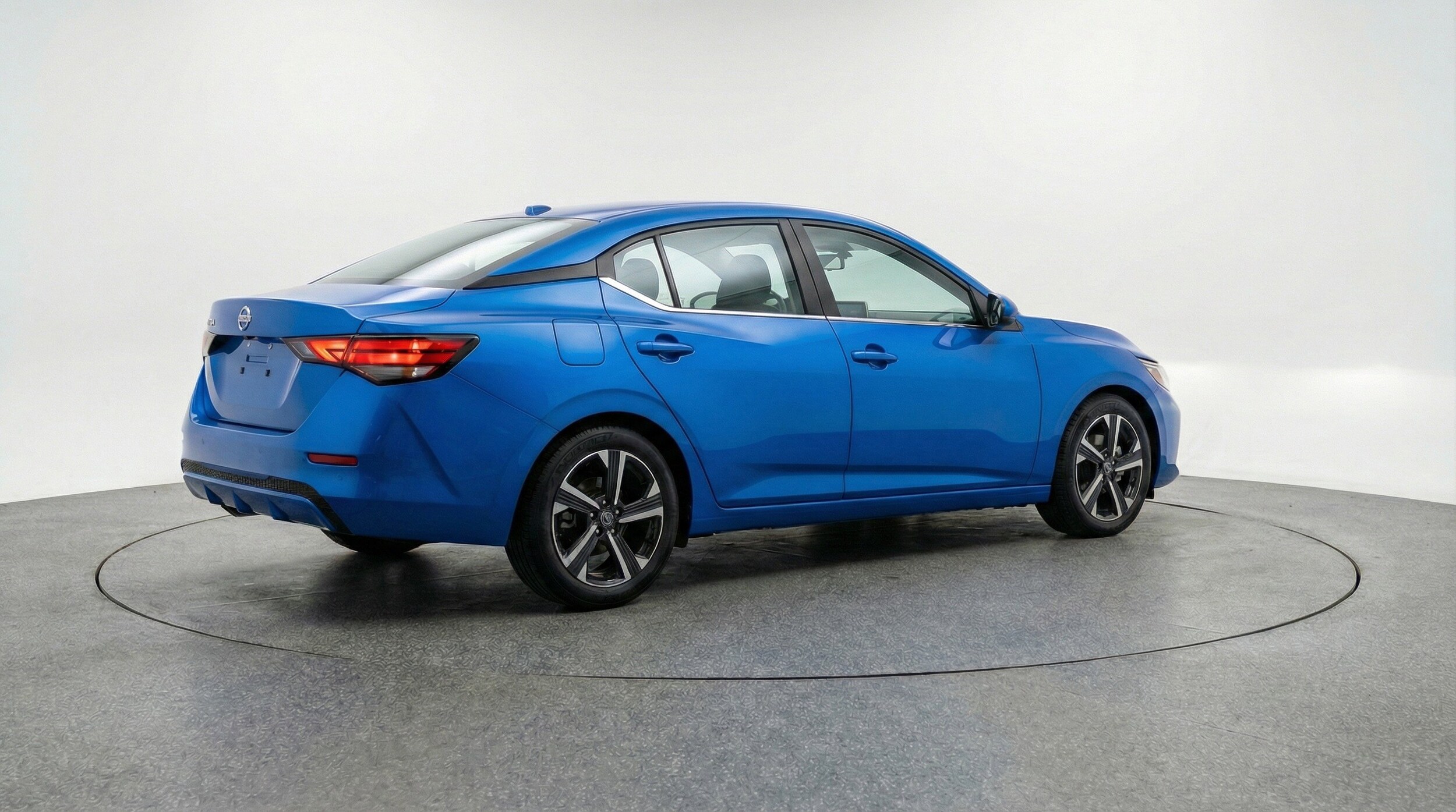 Thumbnail: 2025 Nissan Sentra - 9