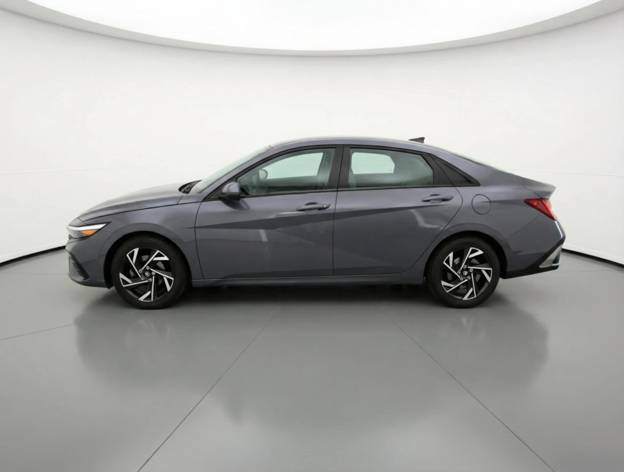 Thumbnail: 2025 Hyundai Elantra - 4