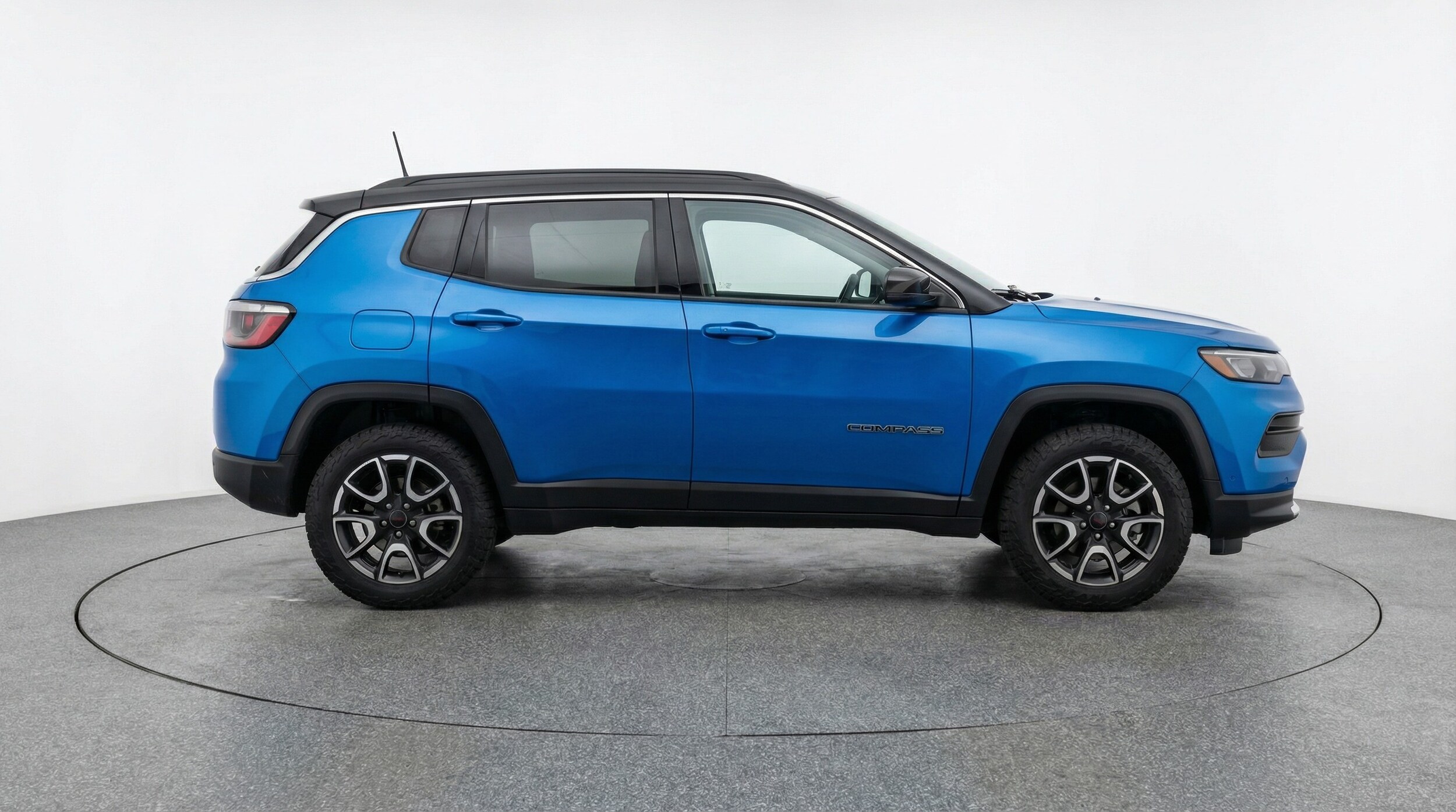 Thumbnail: 2025 Jeep Compass - 8