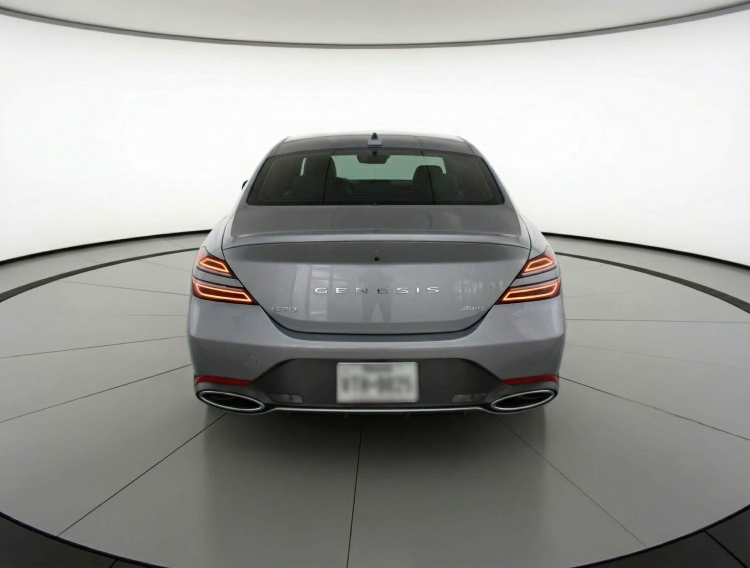 Thumbnail: 2025 Genesis G70 - 6