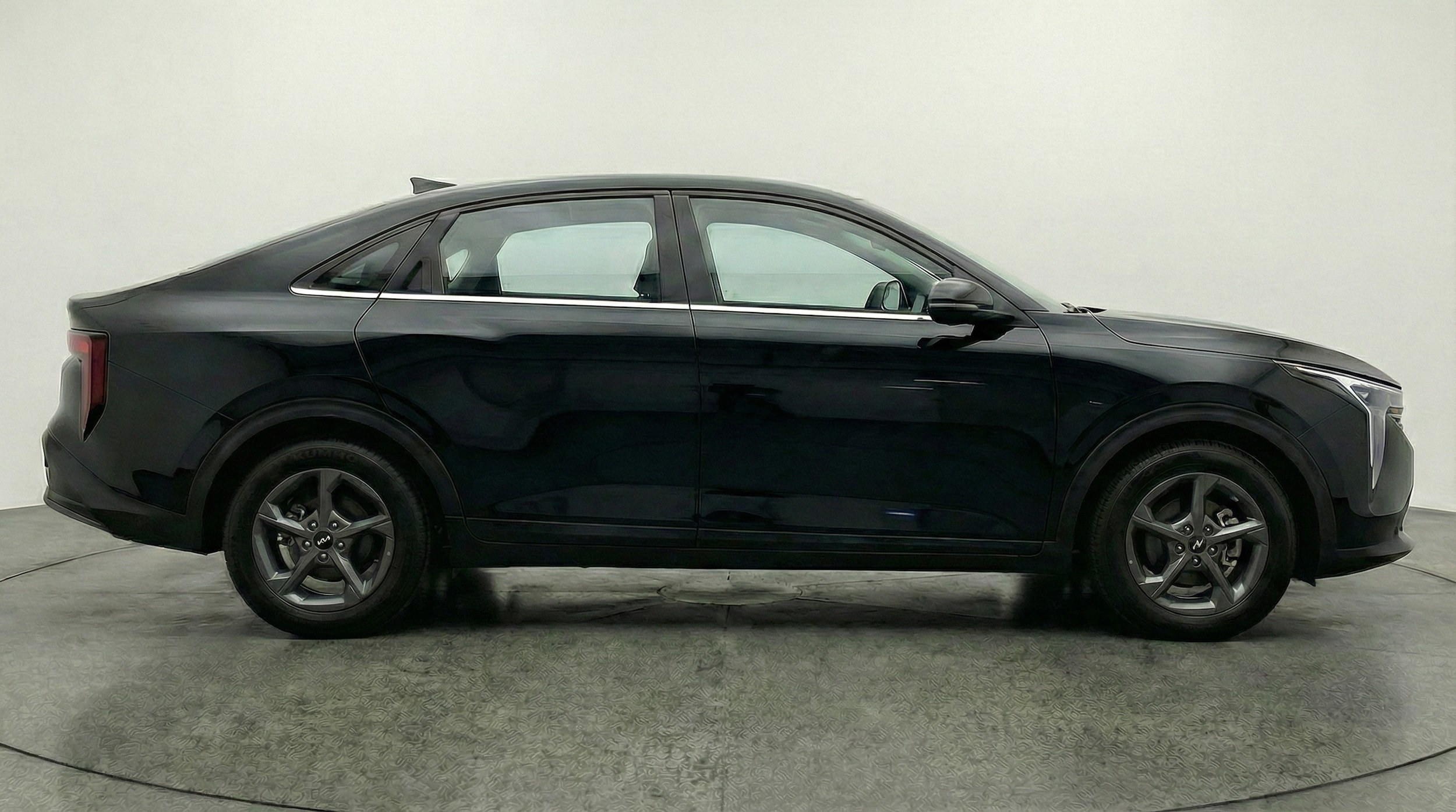 Thumbnail: 2025 Kia K4 - 8