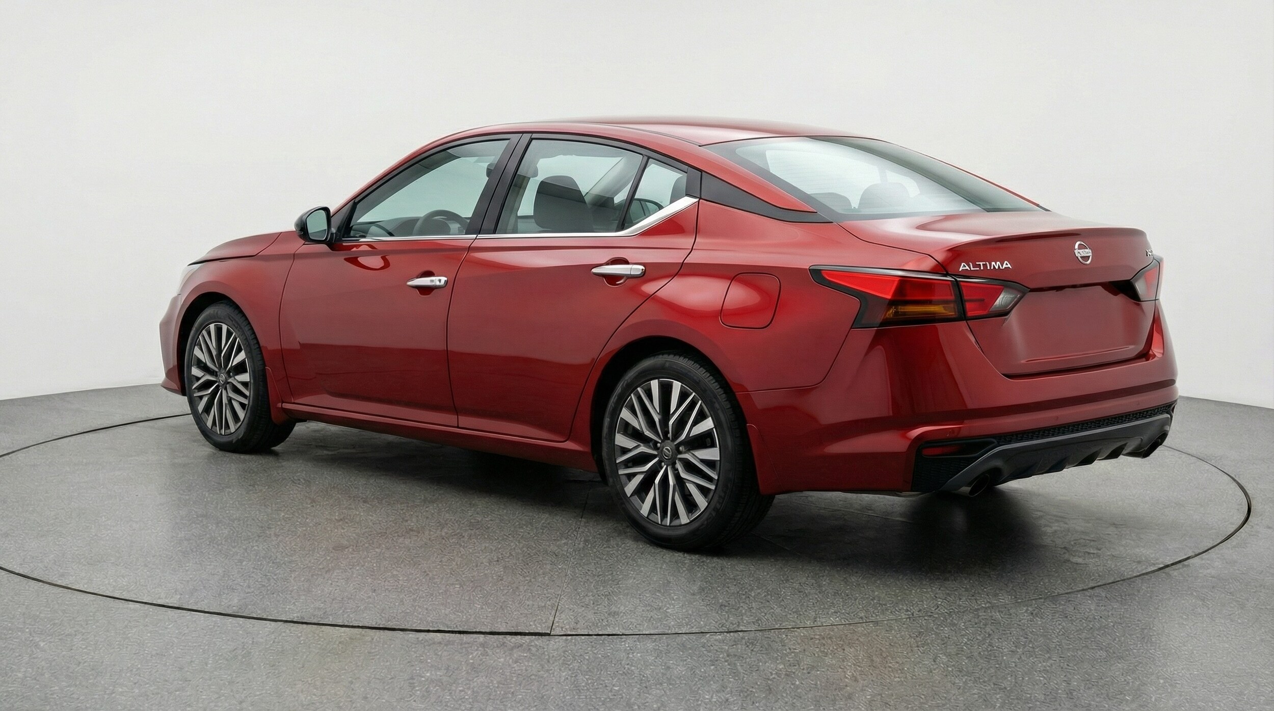 Thumbnail: 2025 Nissan Altima - 5