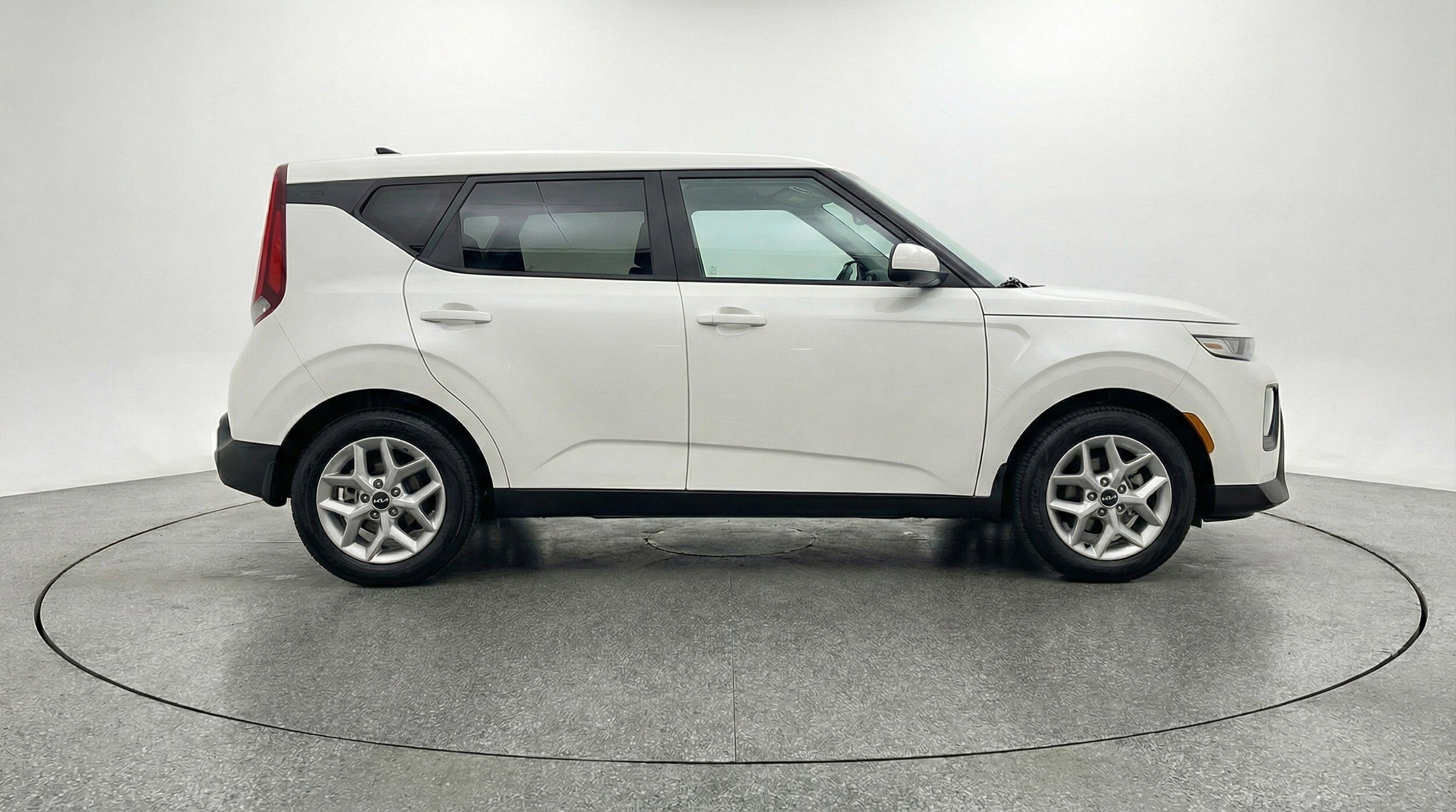 Thumbnail: 2025 Kia Soul - 11