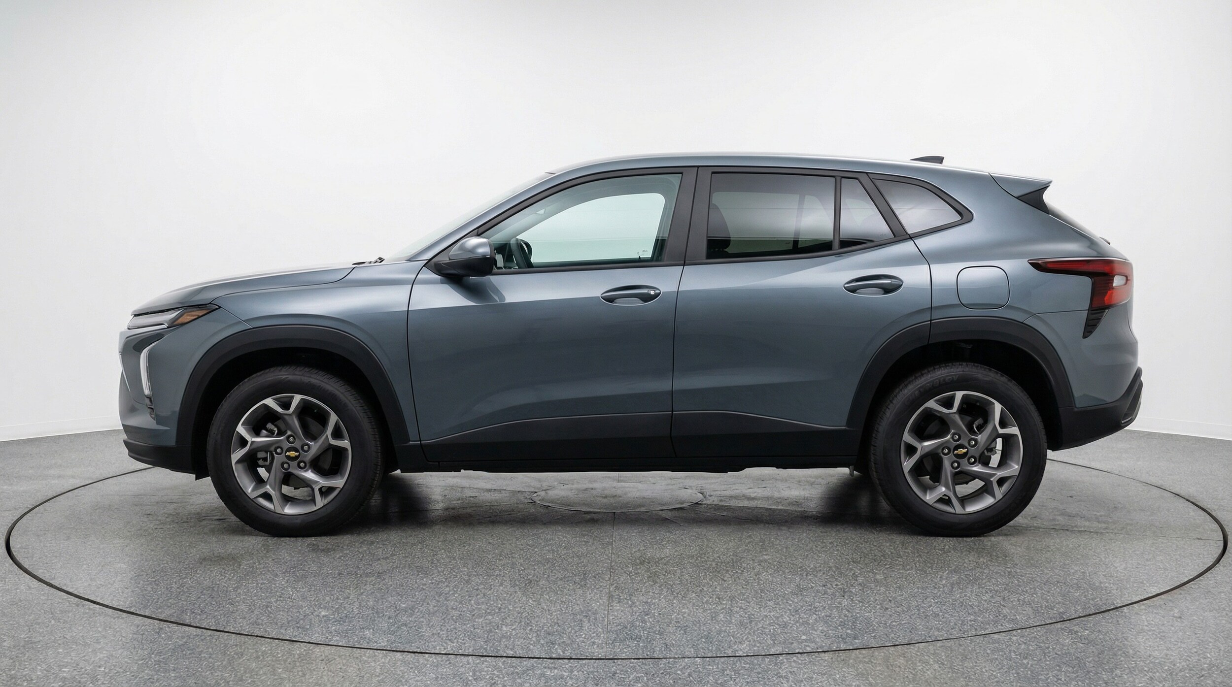 Thumbnail: 2025 Chevrolet Trax - 4