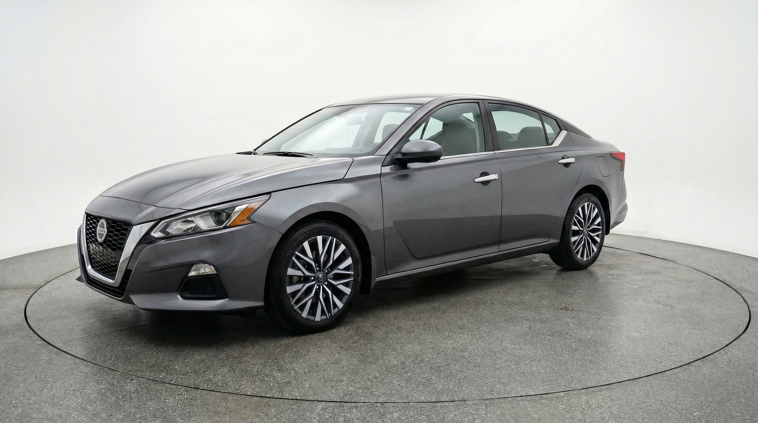 Thumbnail: 2025 Nissan Altima - 3