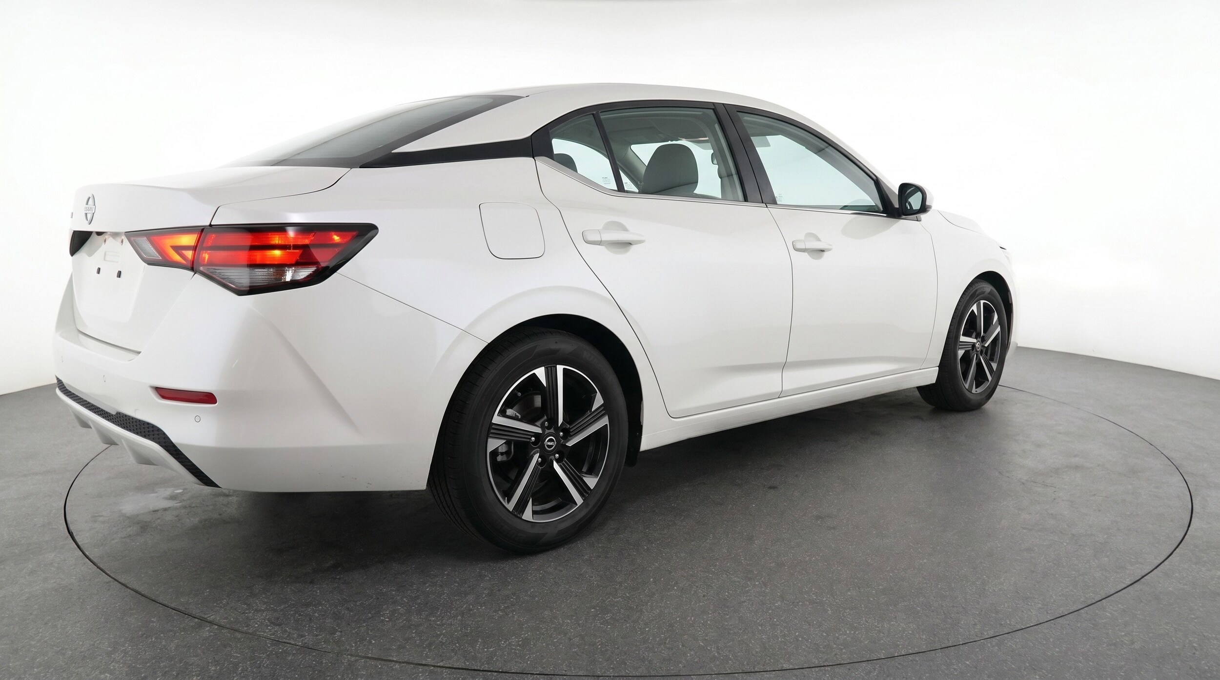 Thumbnail: 2025 Nissan Sentra - 9