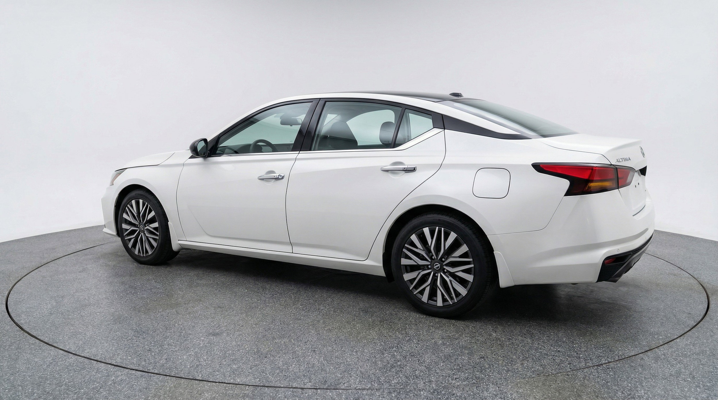 Thumbnail: 2025 Nissan Altima - 6