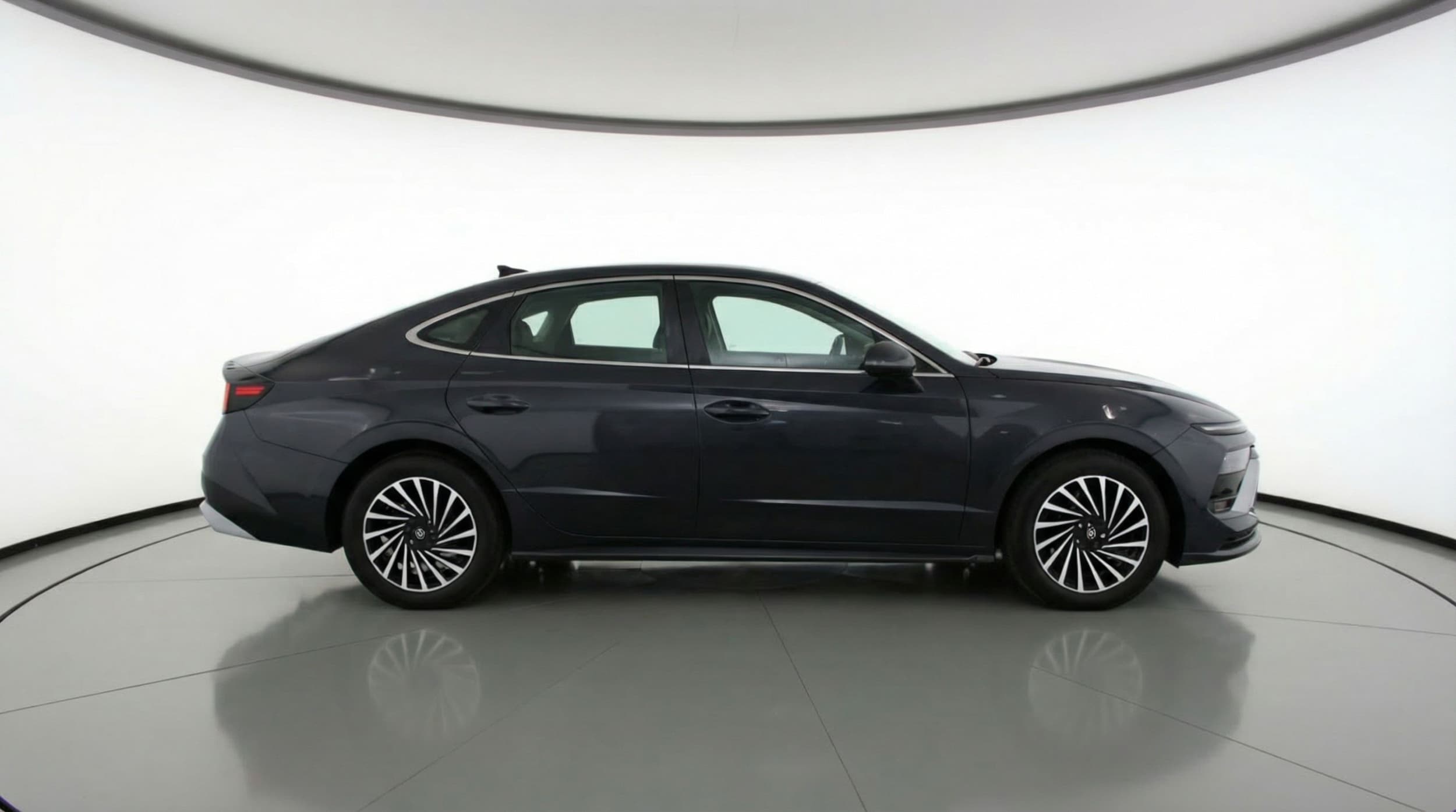 Thumbnail: 2025 Hyundai Sonata - 8