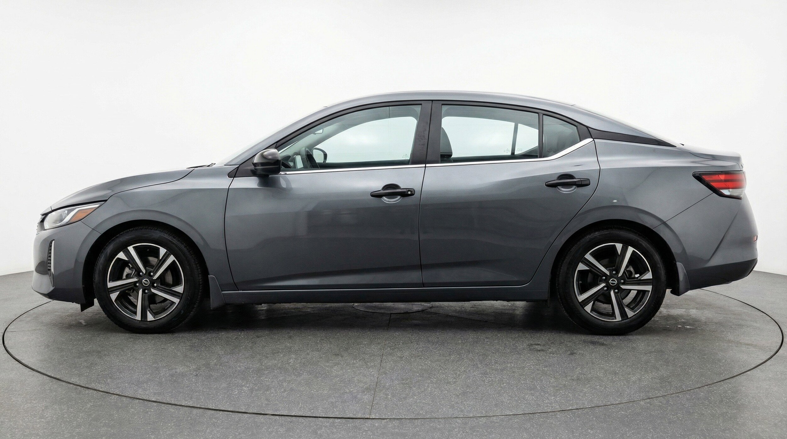 Thumbnail: 2025 Nissan Sentra - 5