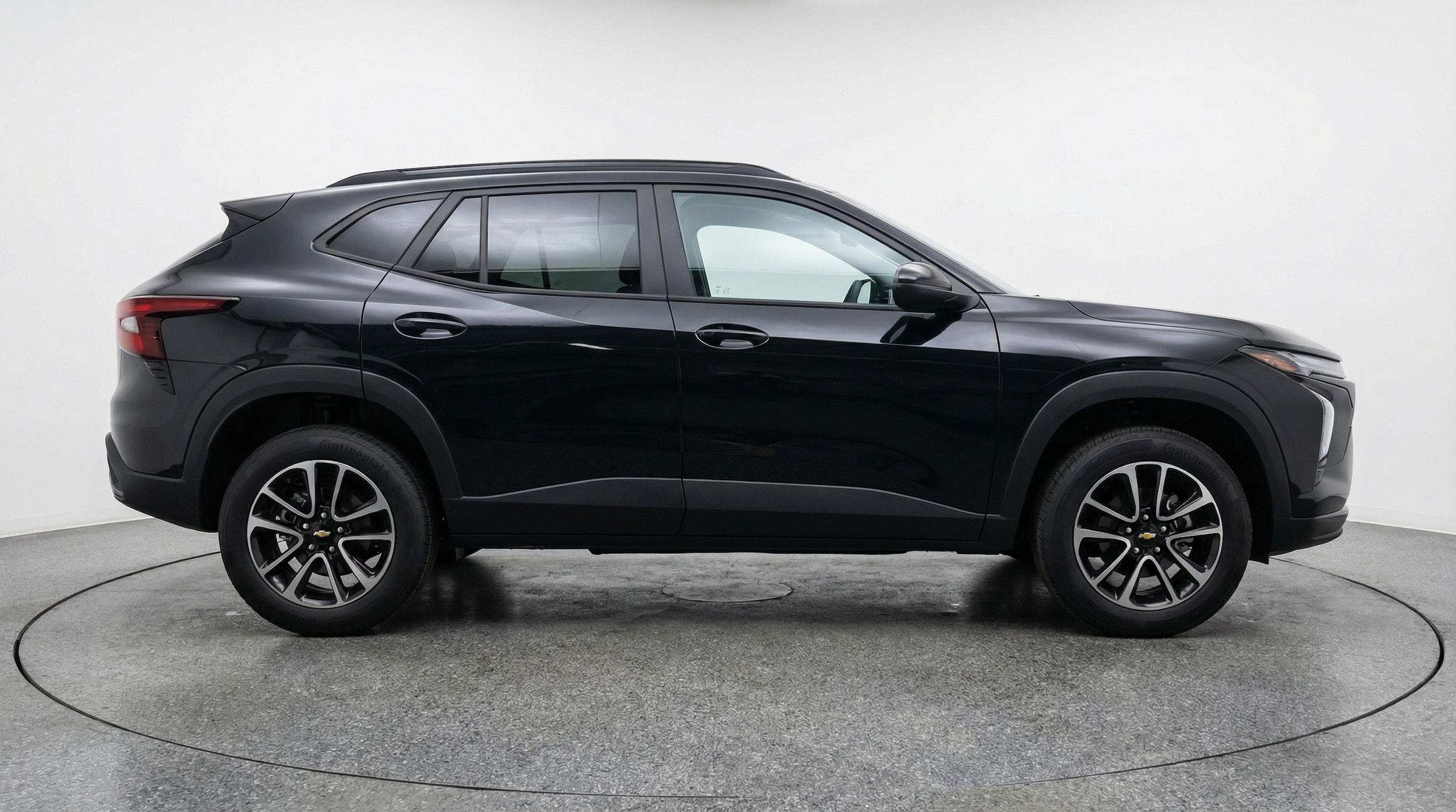 Thumbnail: 2025 Chevrolet TrailBlazer - 8