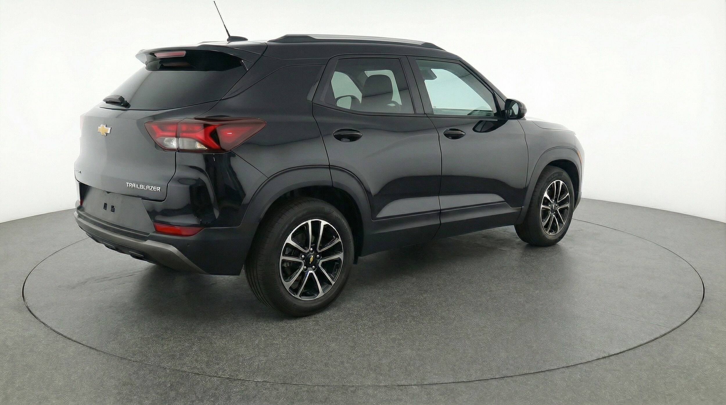 Thumbnail: 2025 Chevrolet TrailBlazer - 9