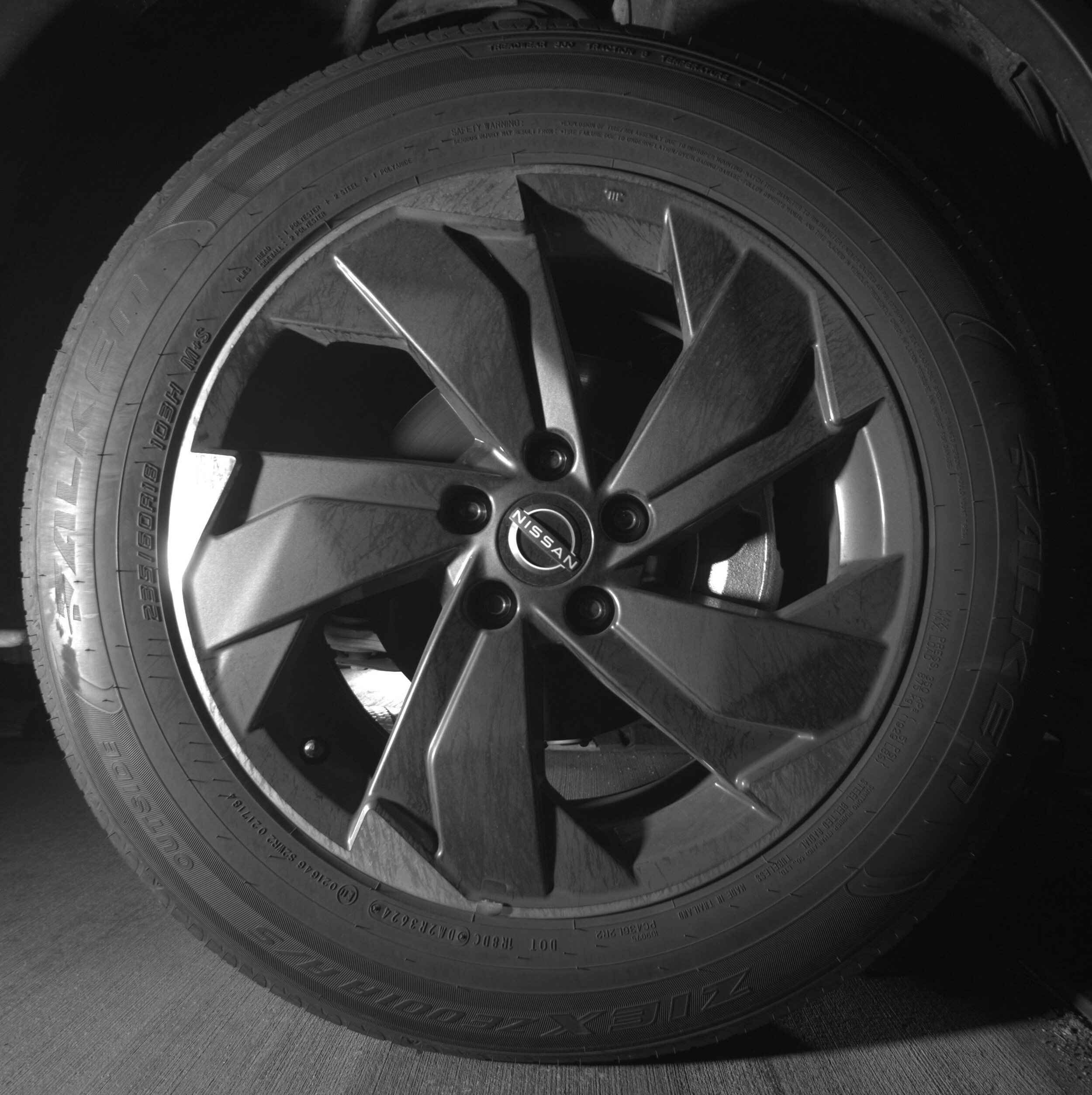 Thumbnail: 2025 Nissan Rogue - 13