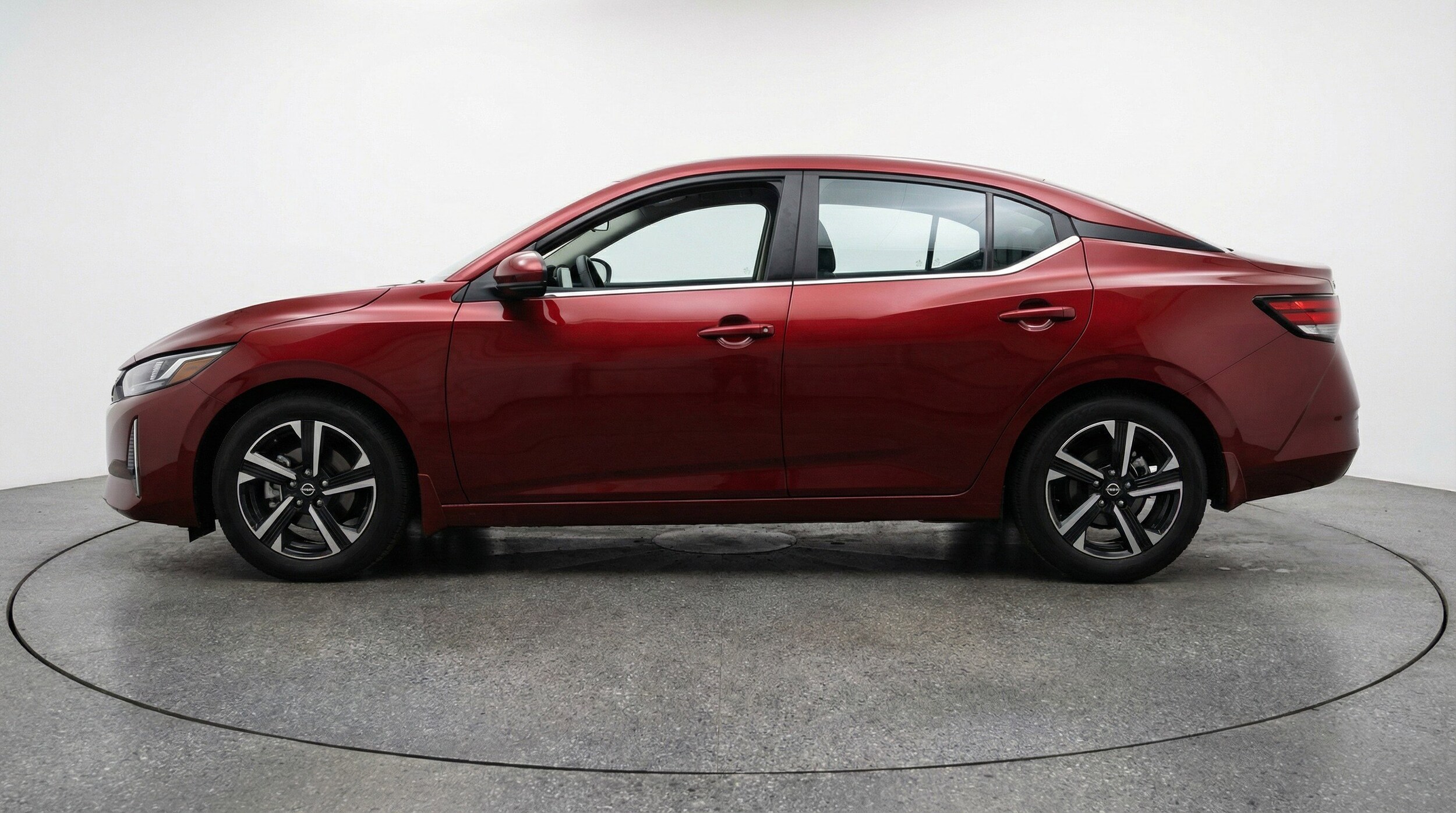 Thumbnail: 2025 Nissan Sentra - 5