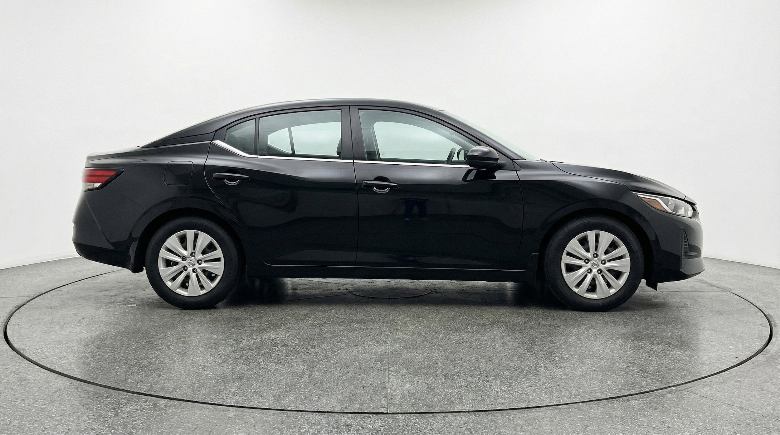 Thumbnail: 2025 Nissan Sentra - 11