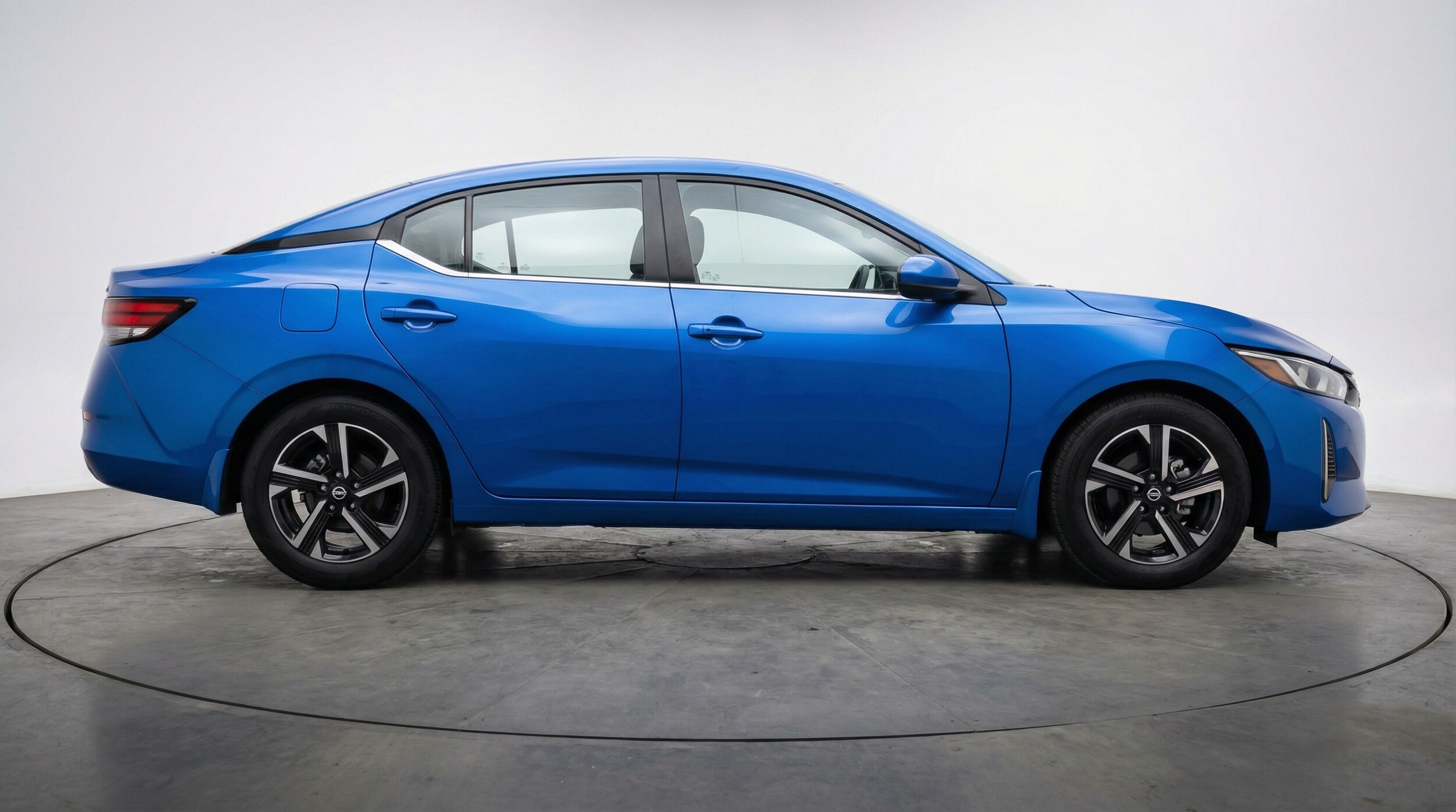 Thumbnail: 2025 Nissan Sentra - 8