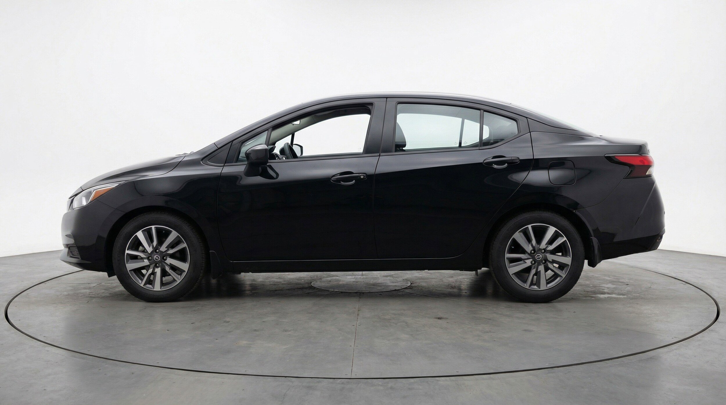 Thumbnail: 2025 Nissan Versa - 5