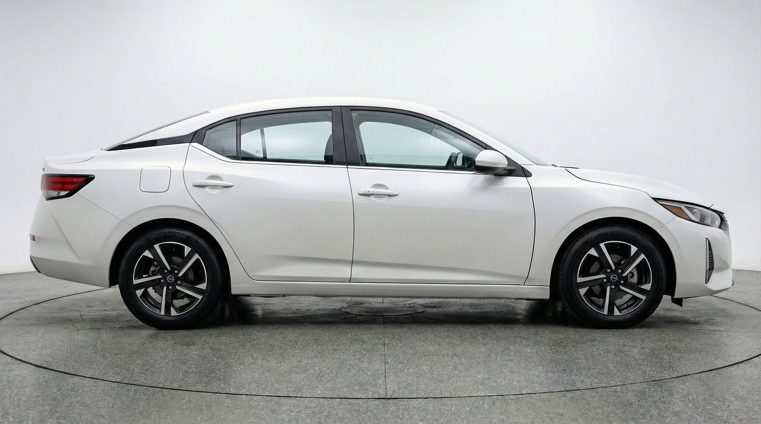 Thumbnail: 2025 Nissan Sentra - 11