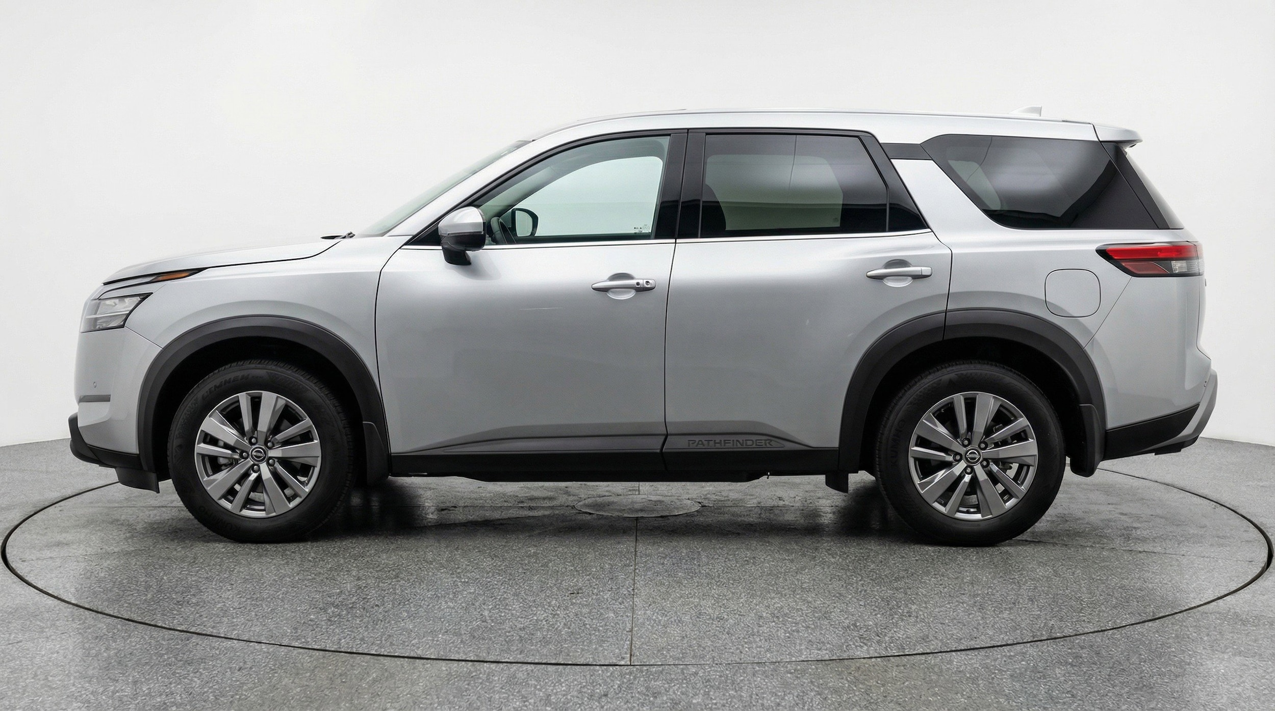 Thumbnail: 2025 Nissan Pathfinder - 5