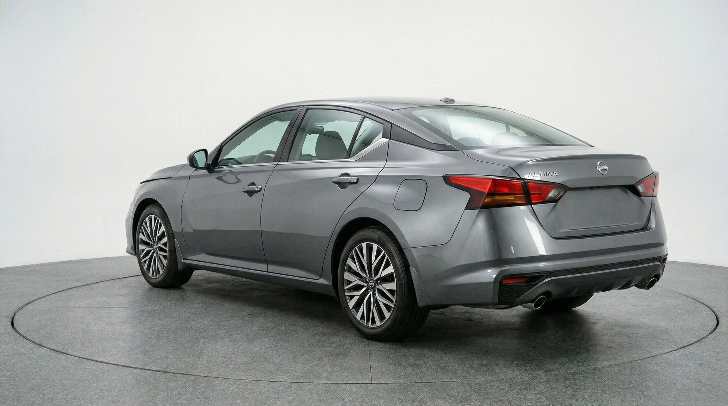 Thumbnail: 2025 Nissan Altima - 5