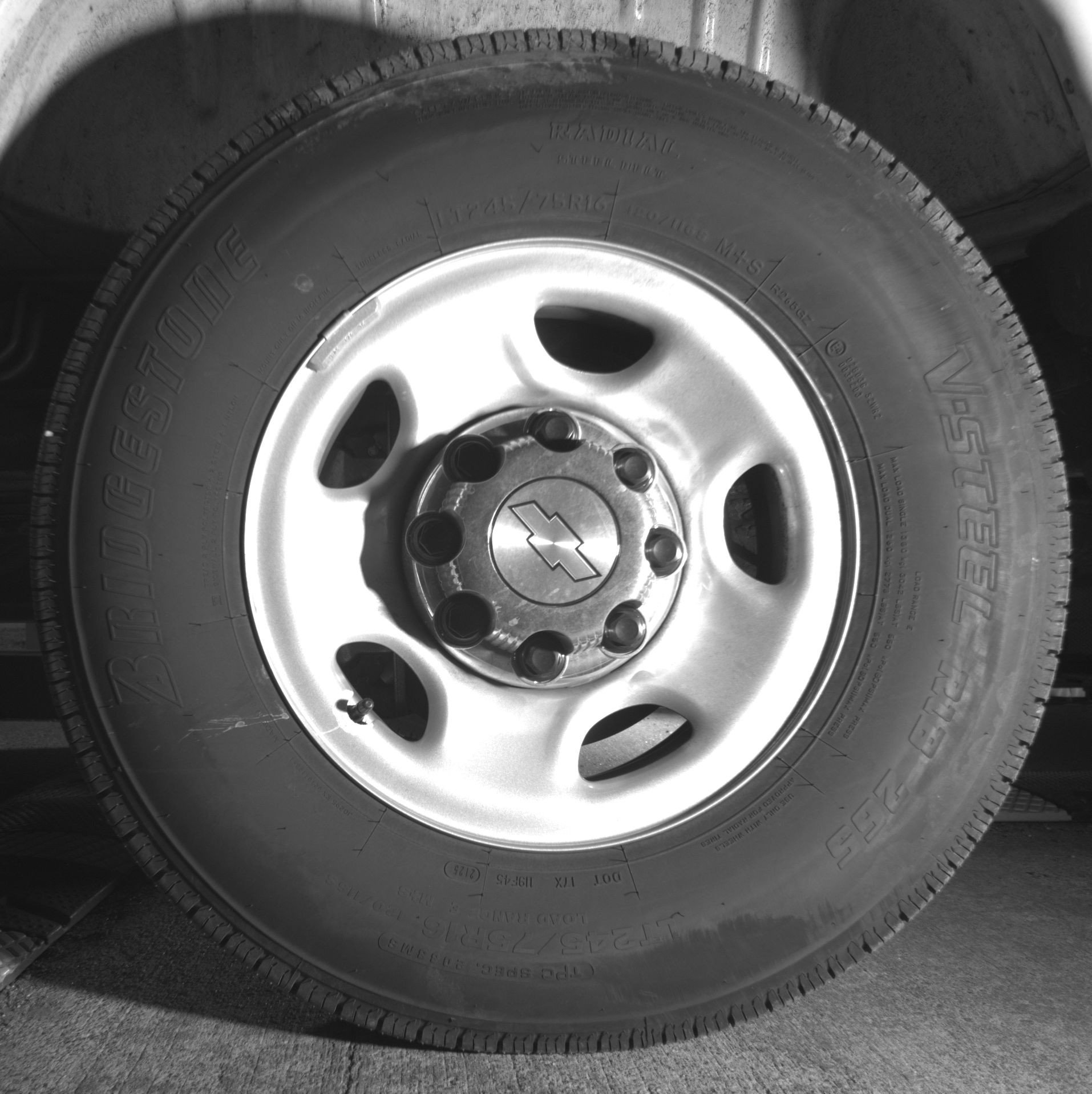 Thumbnail: 2025 Chevrolet Express - 14