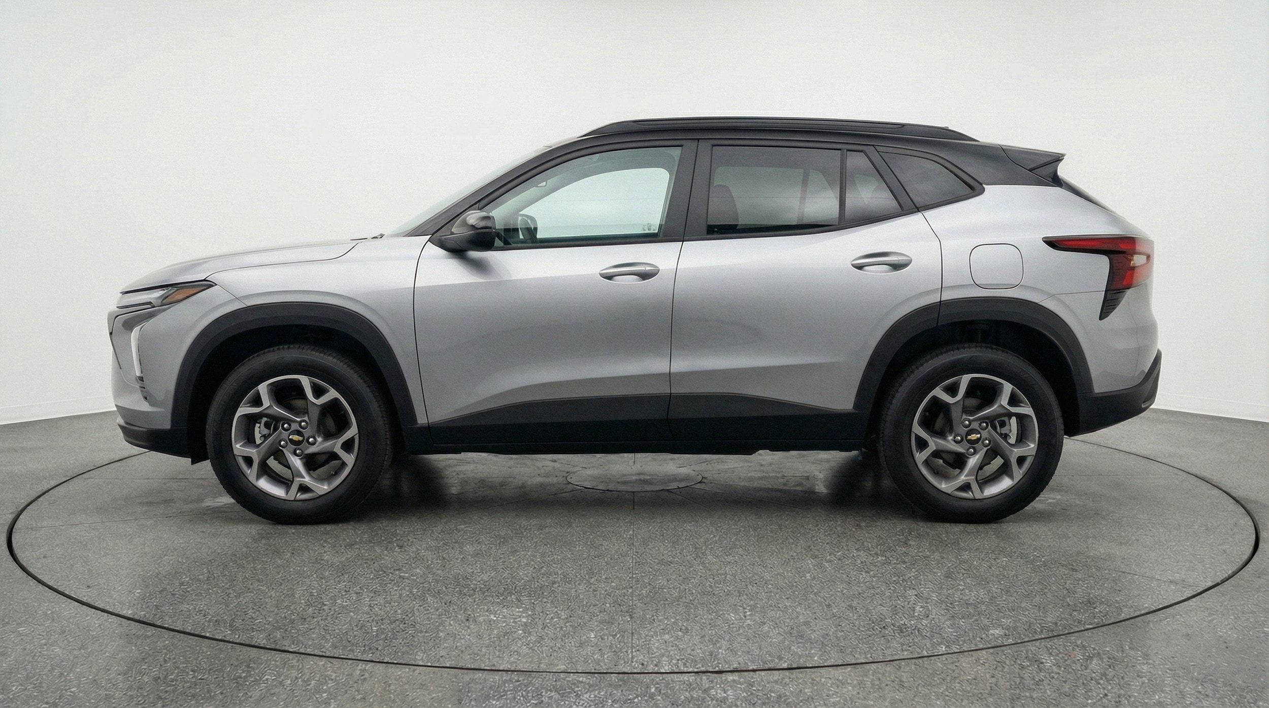 Thumbnail: 2025 Chevrolet Trax - 5