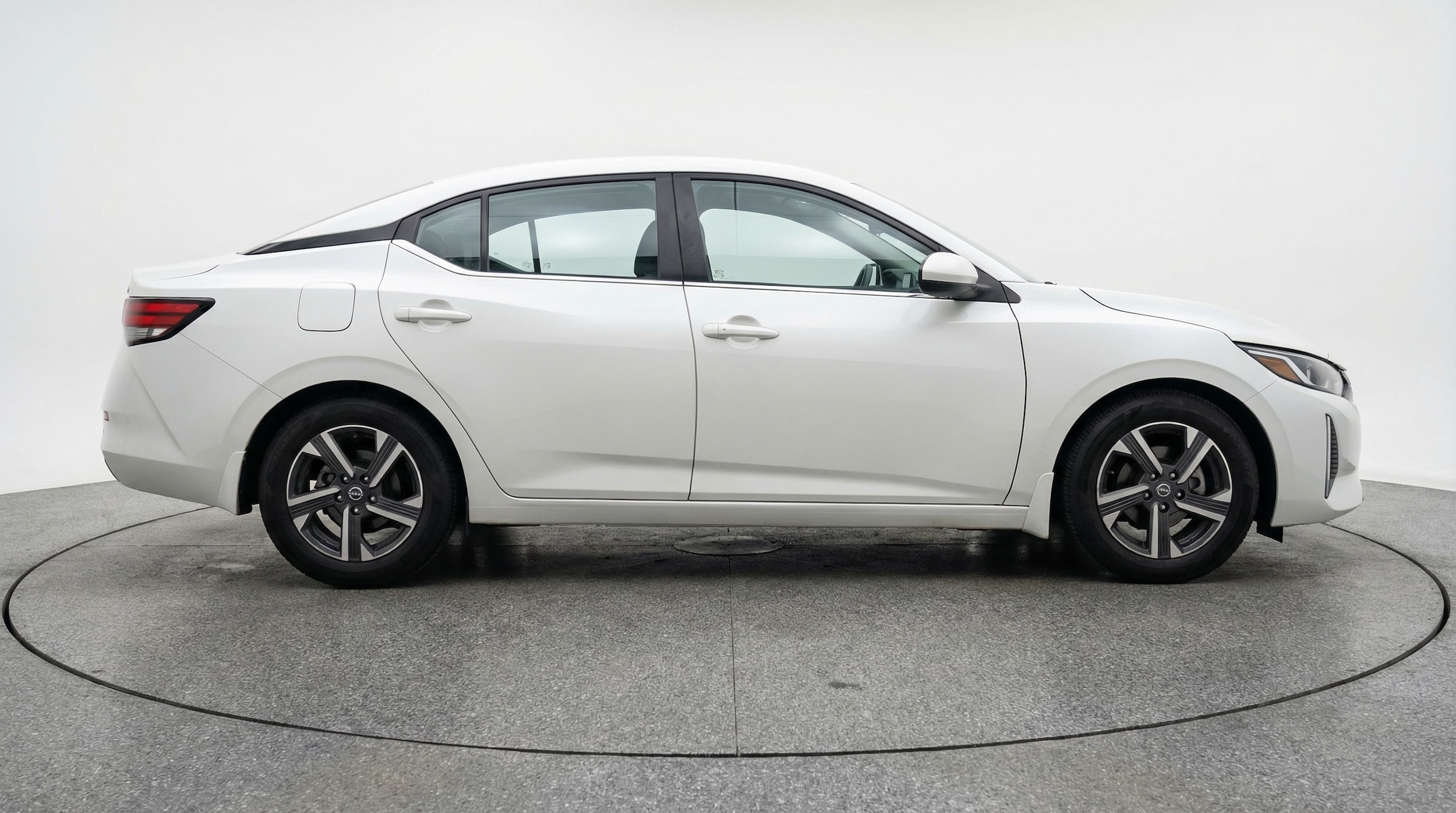 Thumbnail: 2025 Nissan Sentra - 8