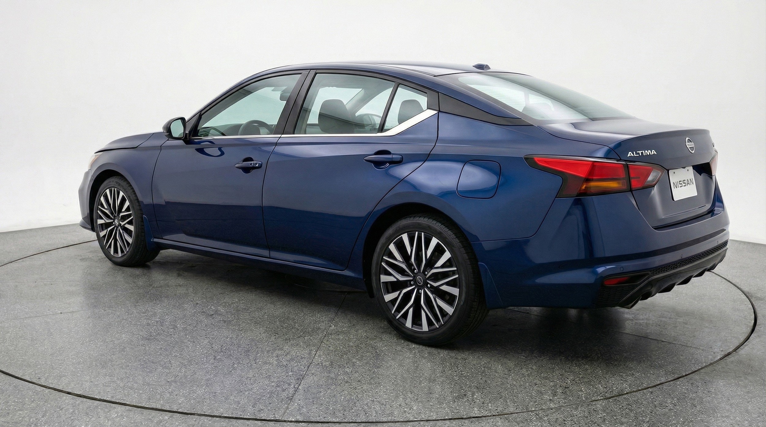 Thumbnail: 2025 Nissan Altima - 6
