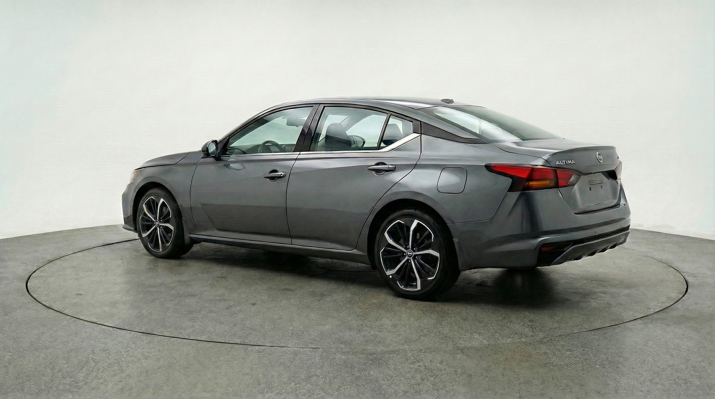 Thumbnail: 2025 Nissan Altima - 5