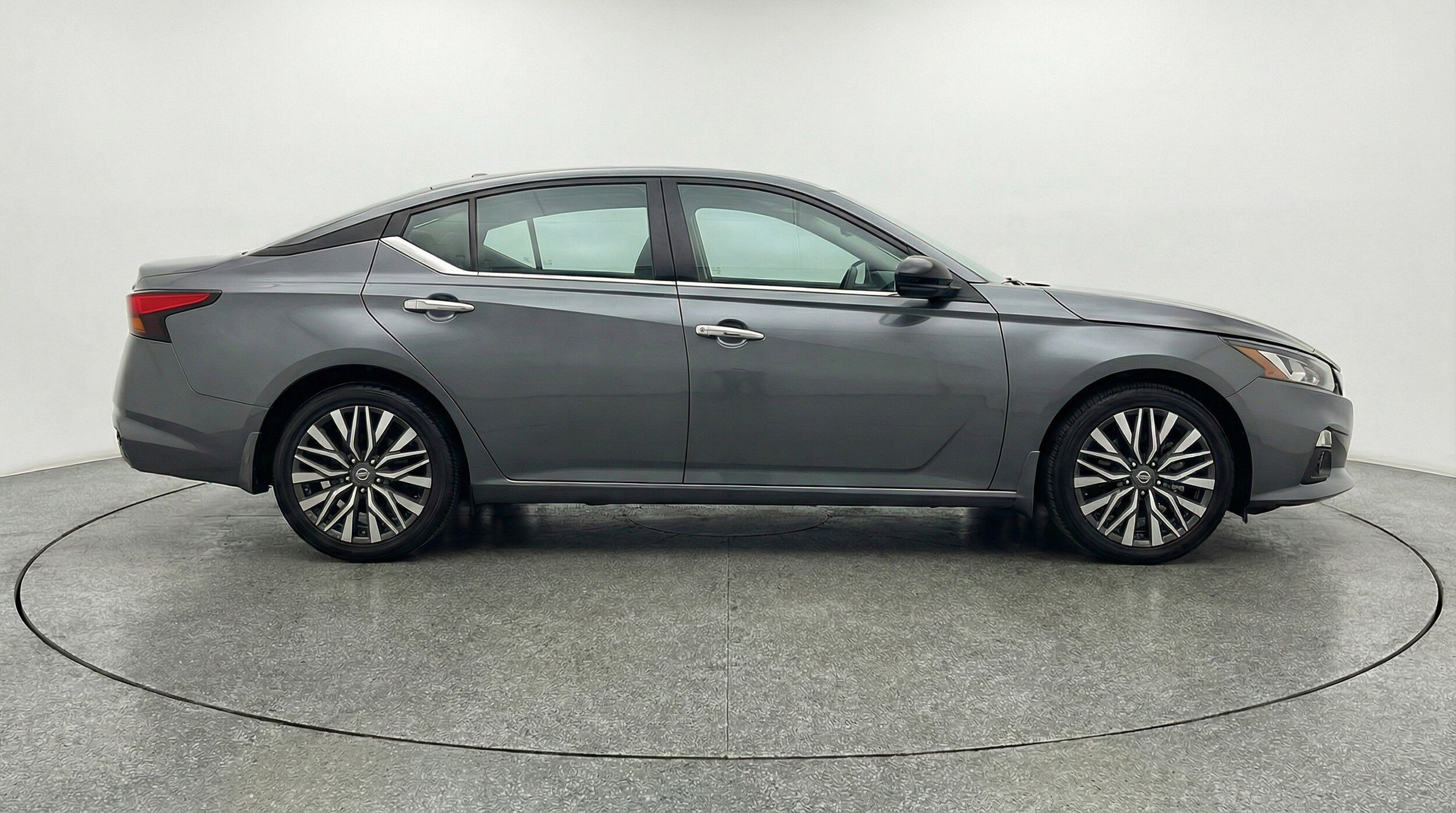 Thumbnail: 2025 Nissan Altima - 11