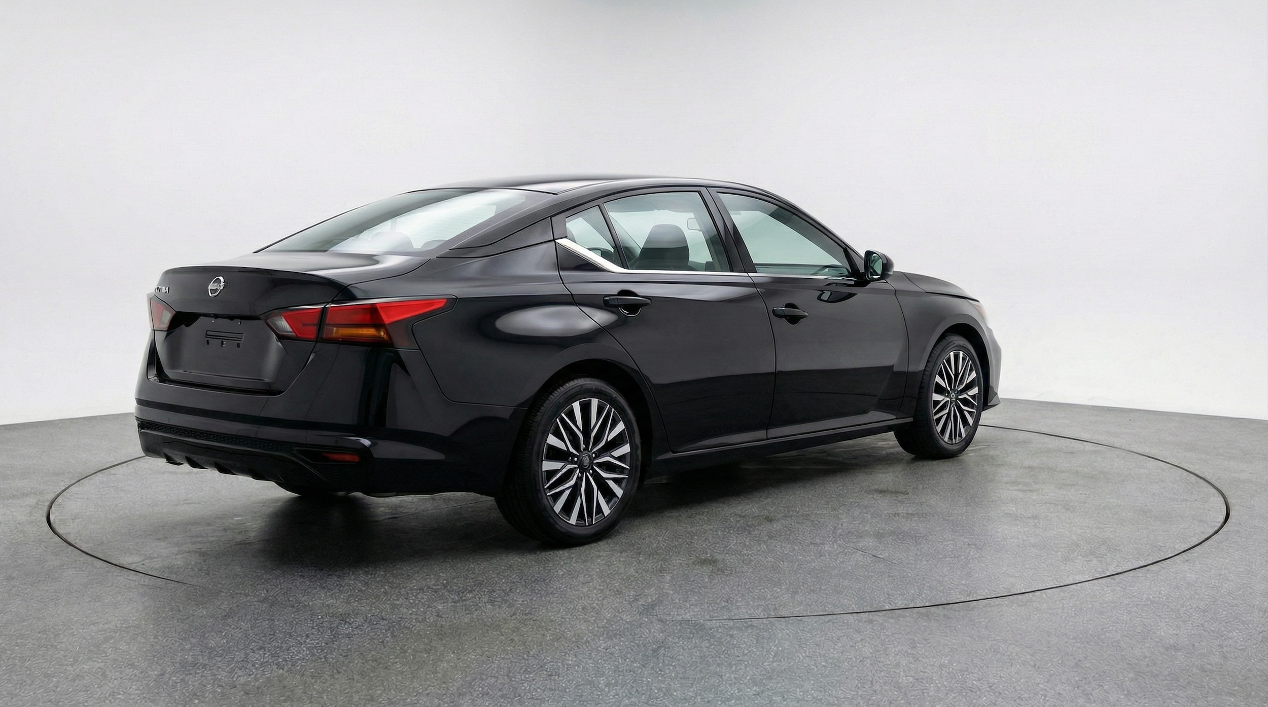 Thumbnail: 2025 Nissan Altima - 7