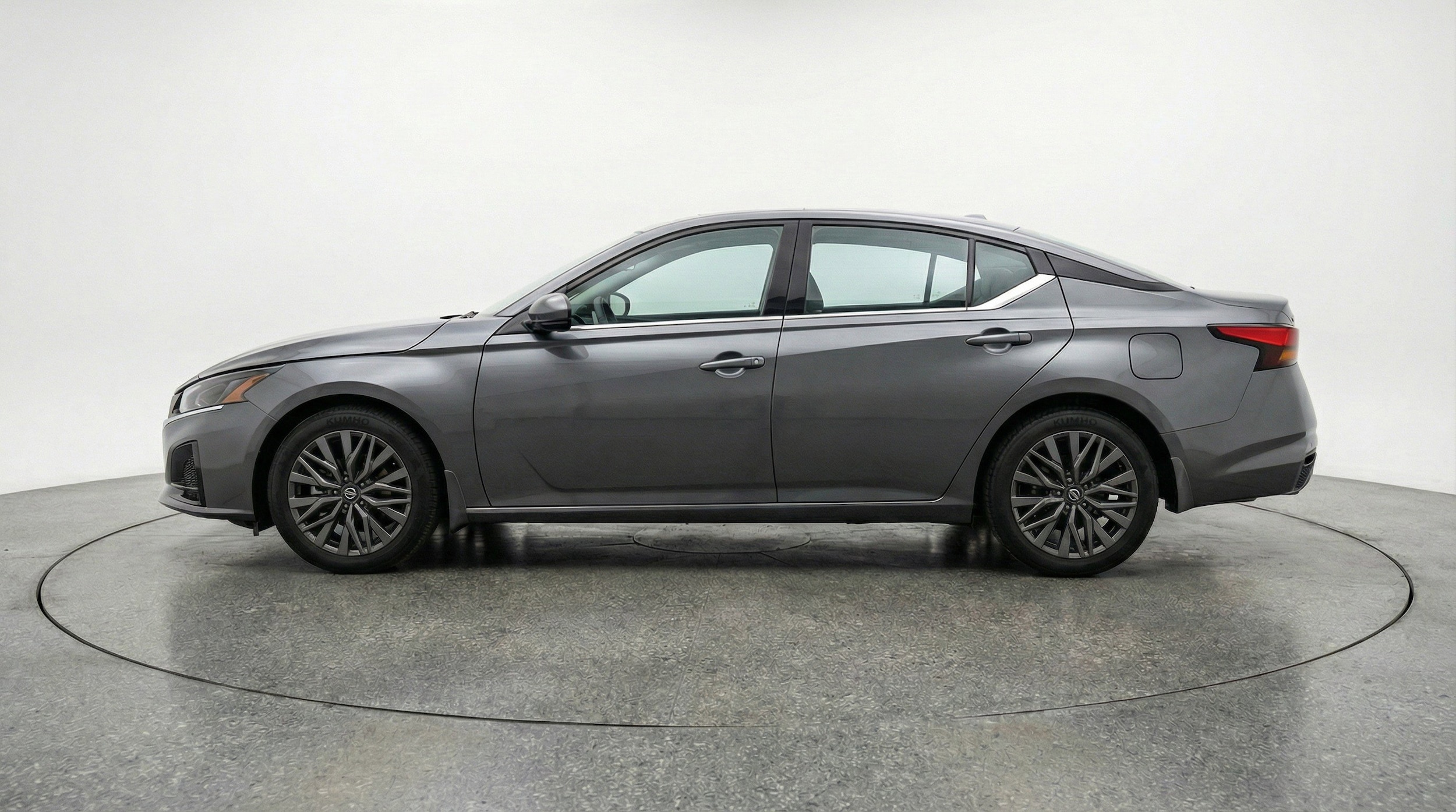 Thumbnail: 2025 Nissan Altima - 5